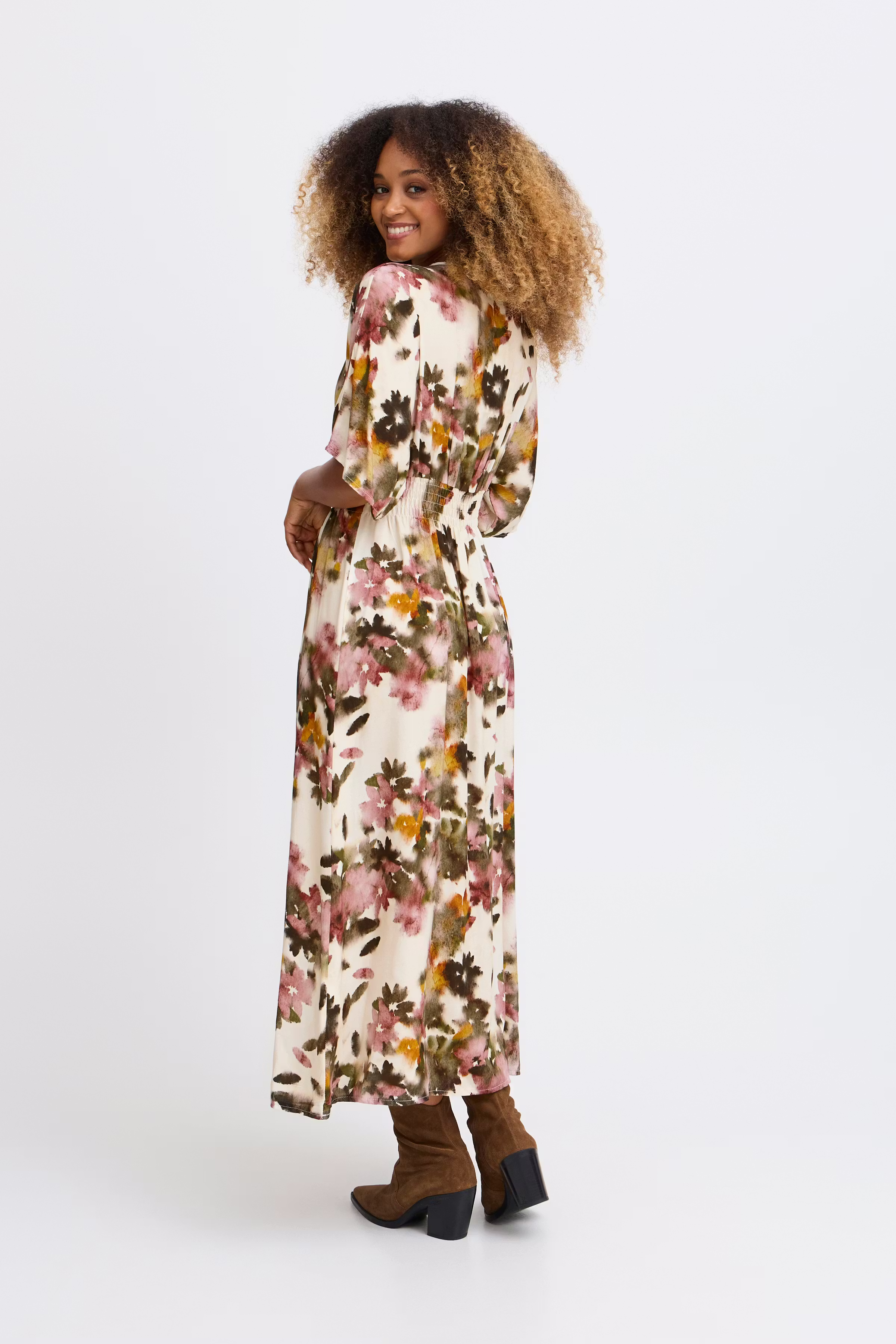 SBKANZA Kjole LOOKBOOK BACK 22100714-171512