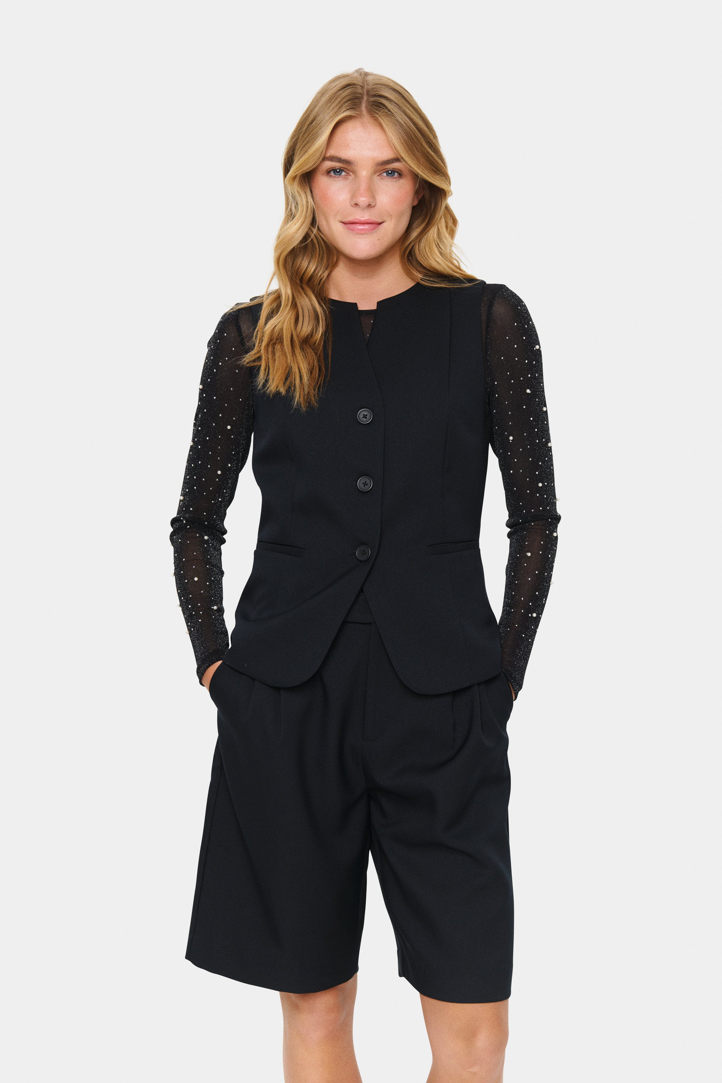 MariSZ Waistcoat LOOKBOOK FRONT 30514374-193911