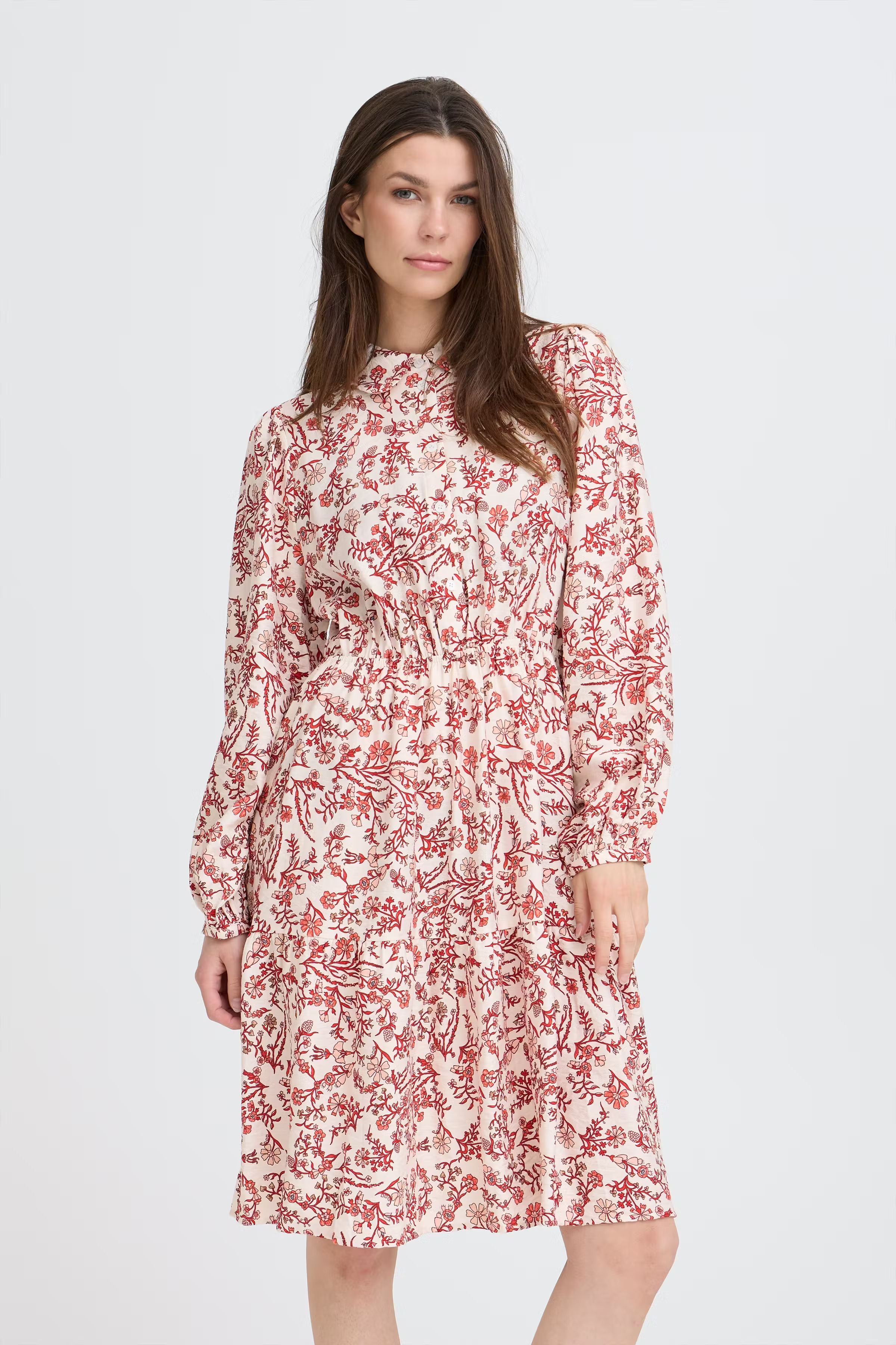 PZABRINA Kjole LOOKBOOK FRONT 50210319-171664