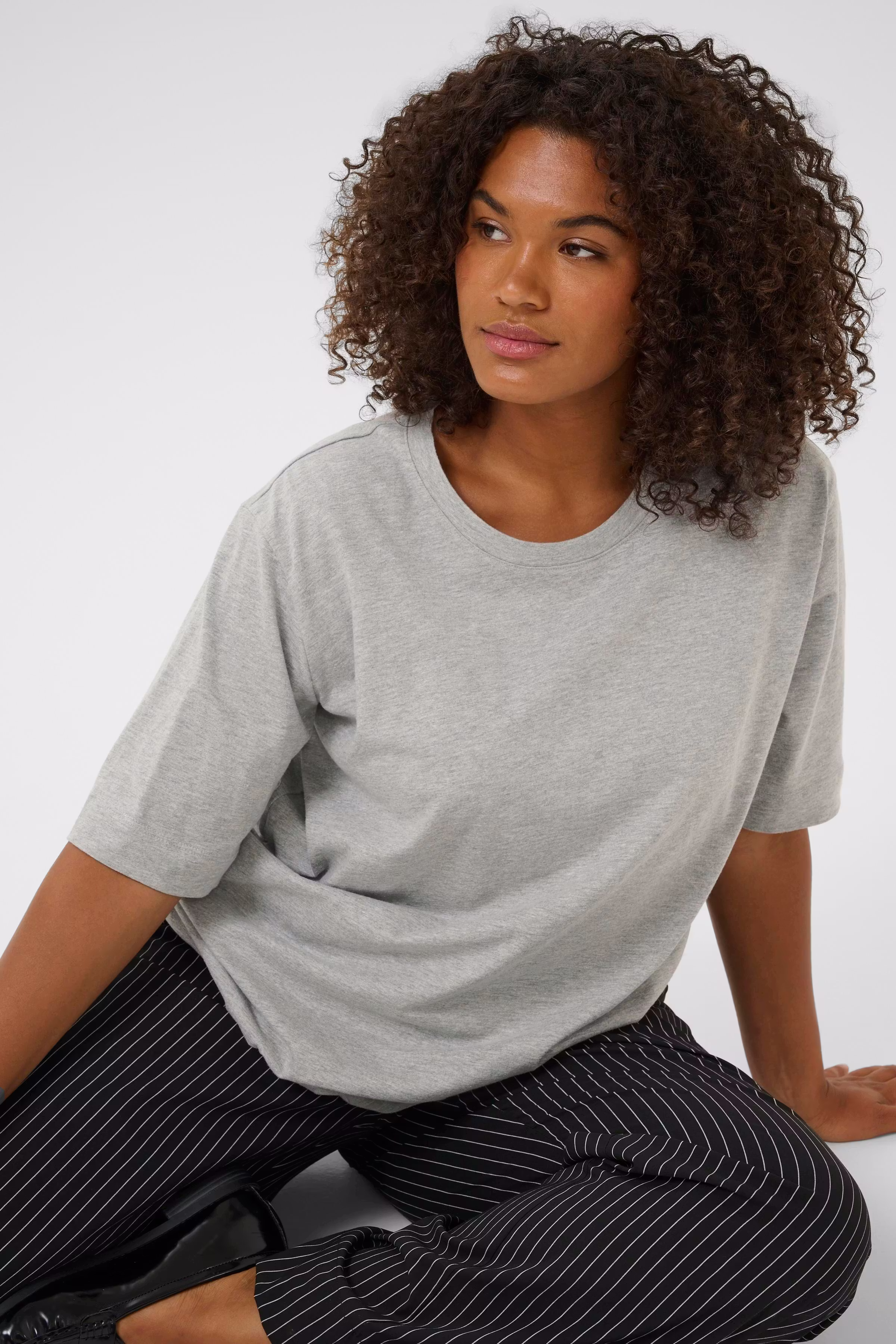 KCmina T-shirt LOOKBOOK DETAIL 10583008-100123