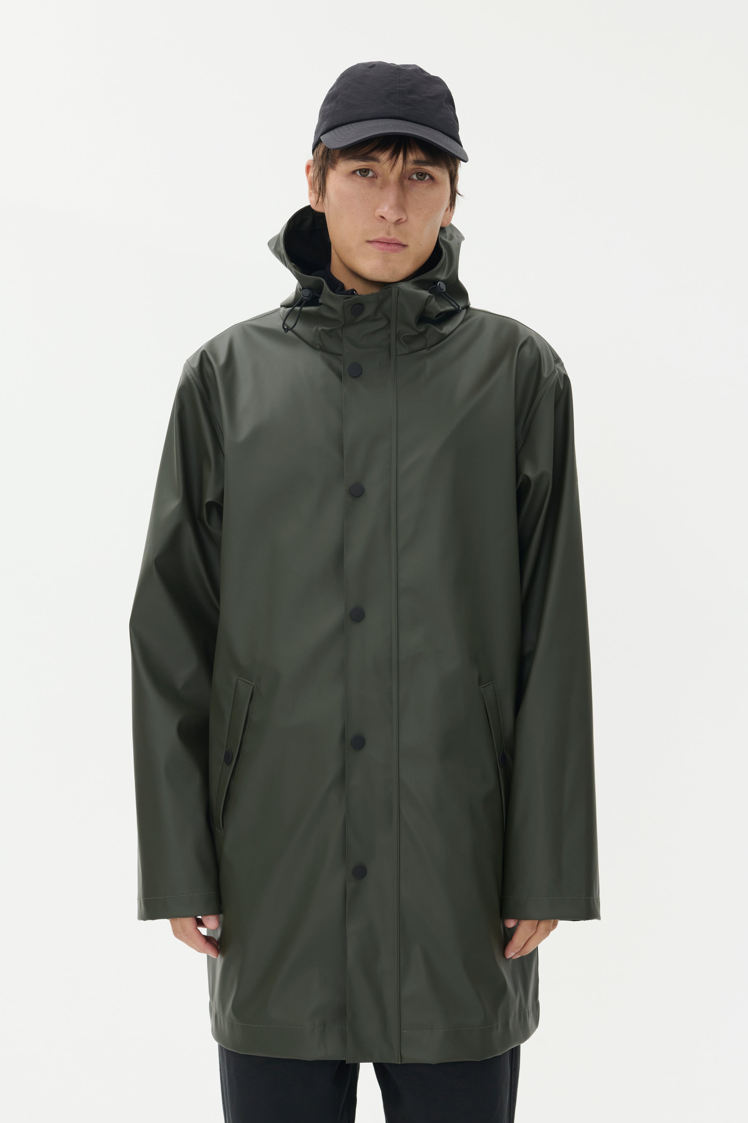 MARainy Mantel LOOKBOOK FRONT 30208723-190509