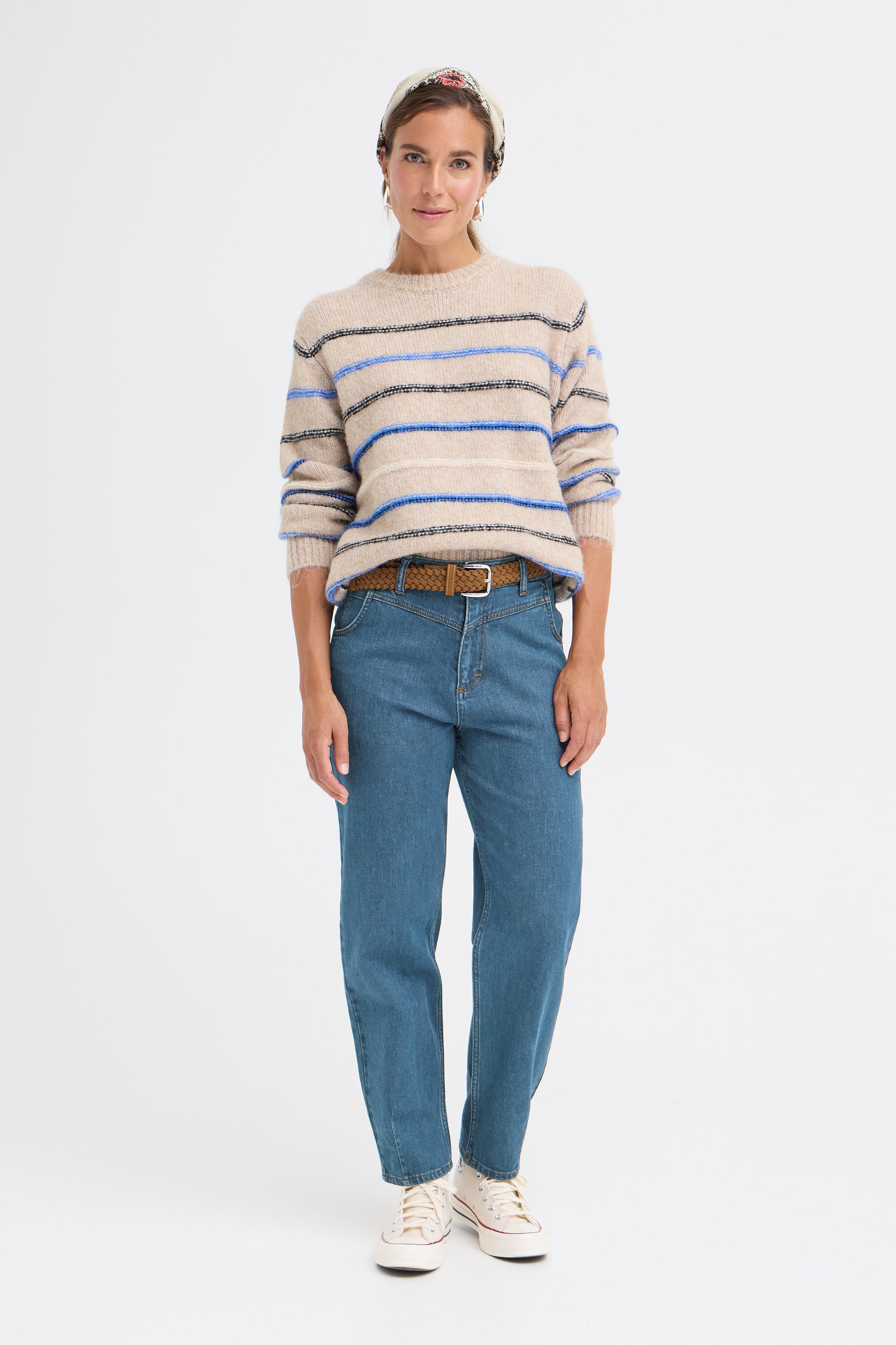 PZLIRA UHW Jeans Tapered Leg LOOKBOOK FRONT 50209032-200005