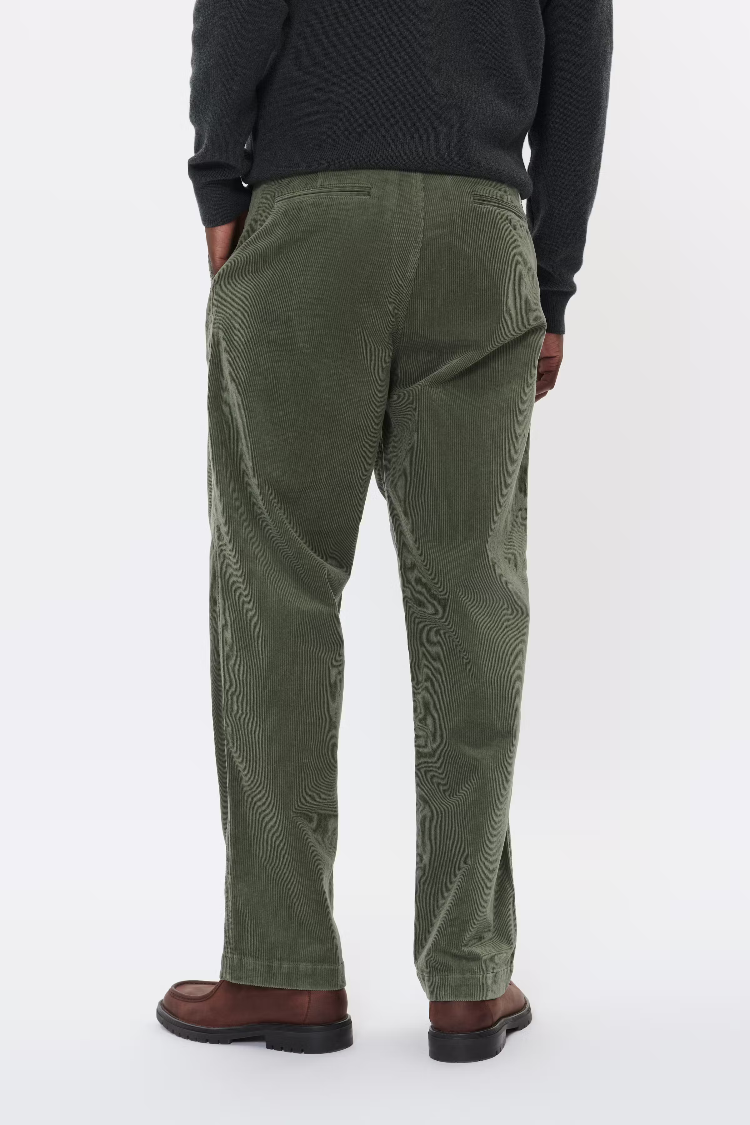 MAChino Hose LOOKBOOK BACK 30208863-190309