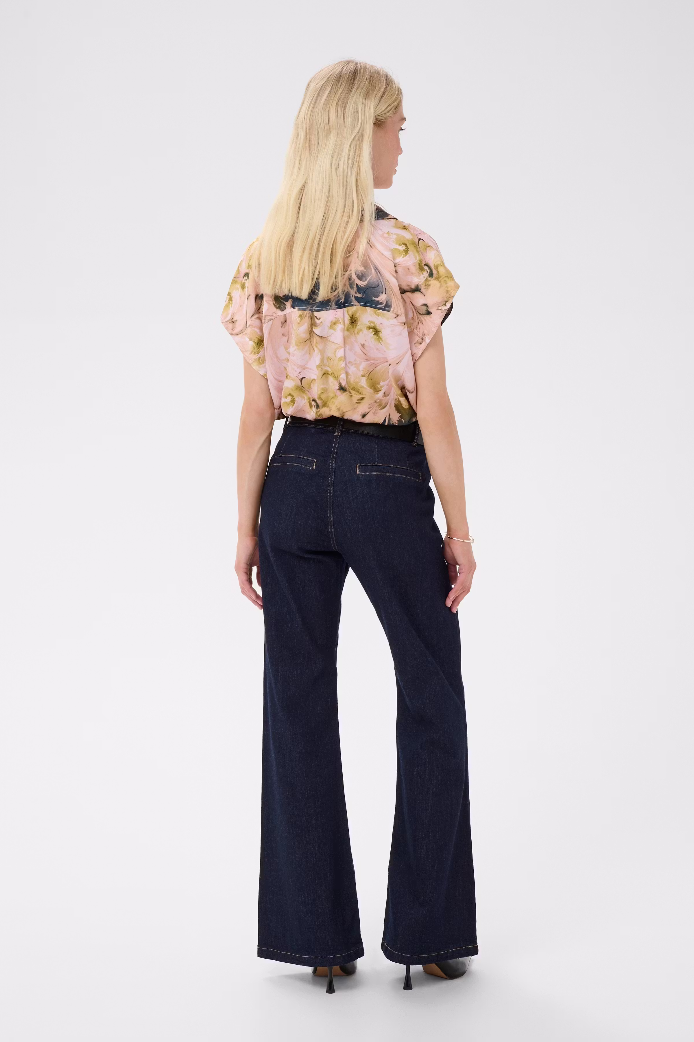 CUandora Bluse LOOKBOOK BACK 50113313-109586