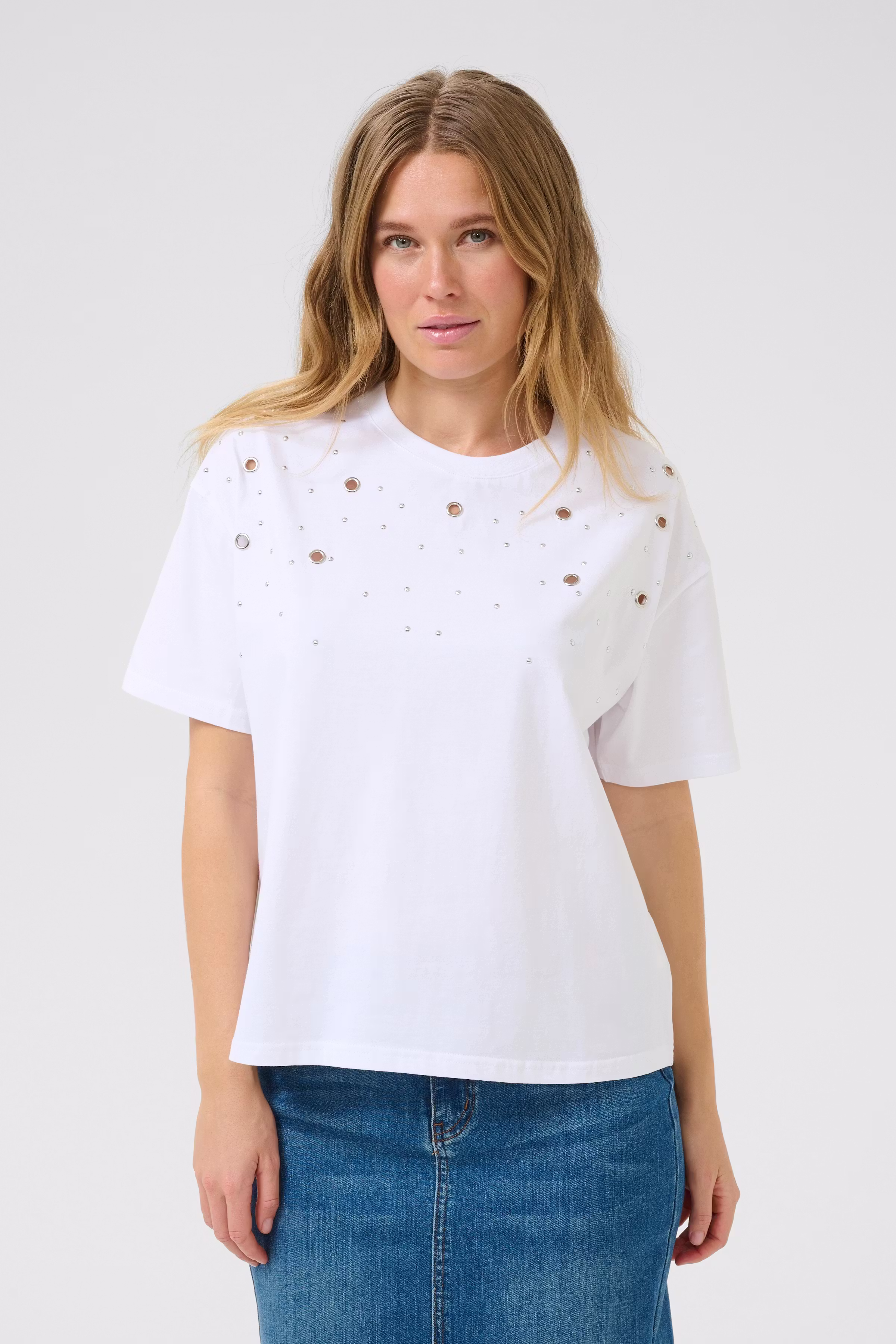 KAcleo T-shirt LOOKBOOK FRONT 10552462-110601