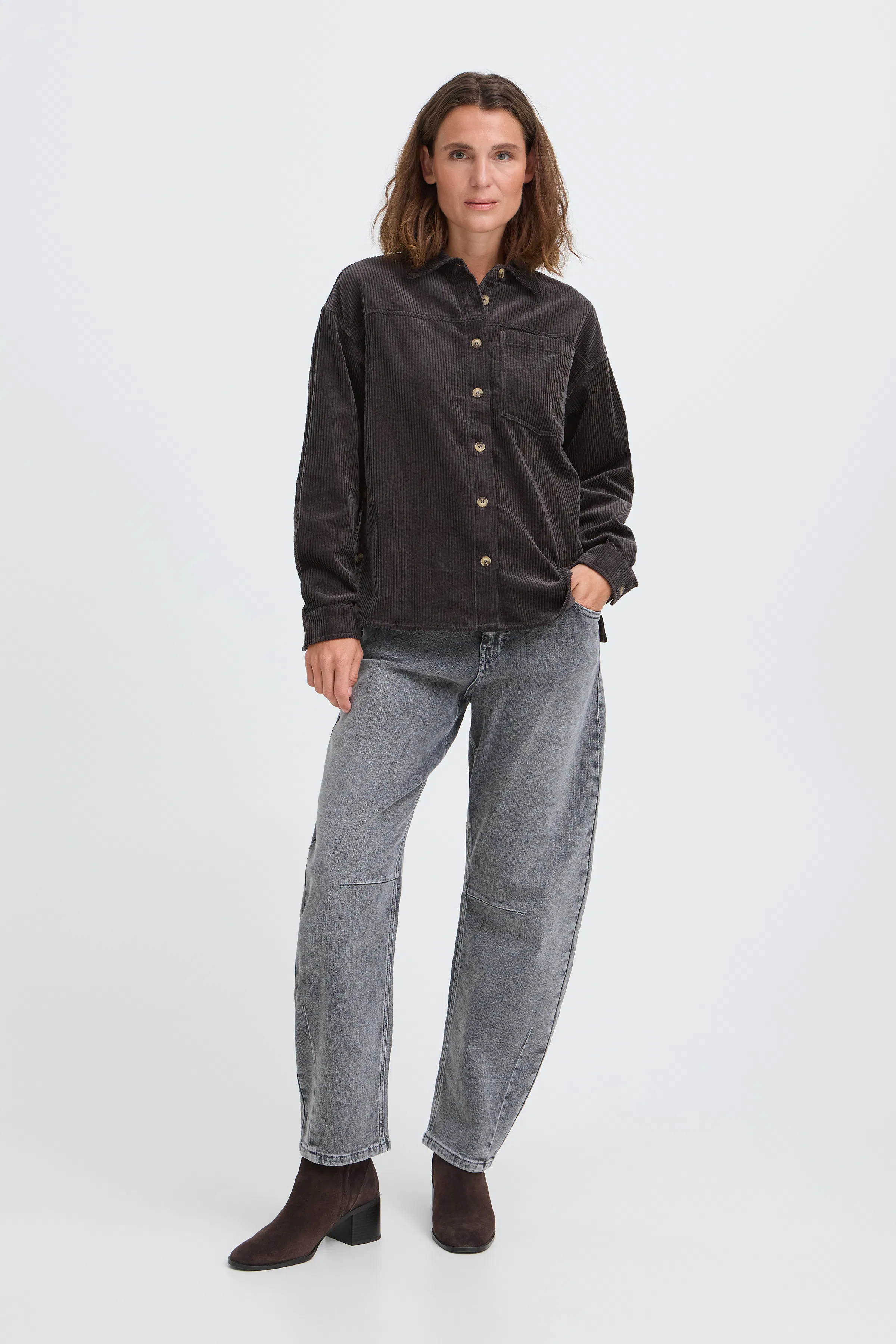 PZESSY Overhemd LOOKBOOK FRONT 50210726-191103
