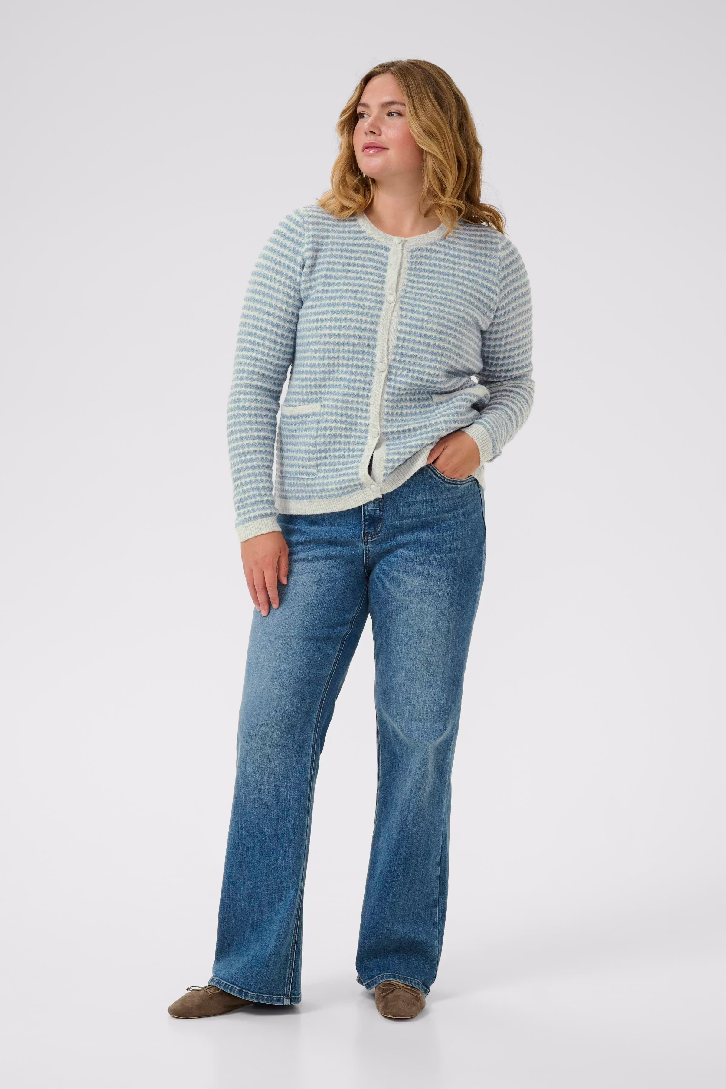 KCelanna Cardigan LOOKBOOK FRONT 10582560-108432