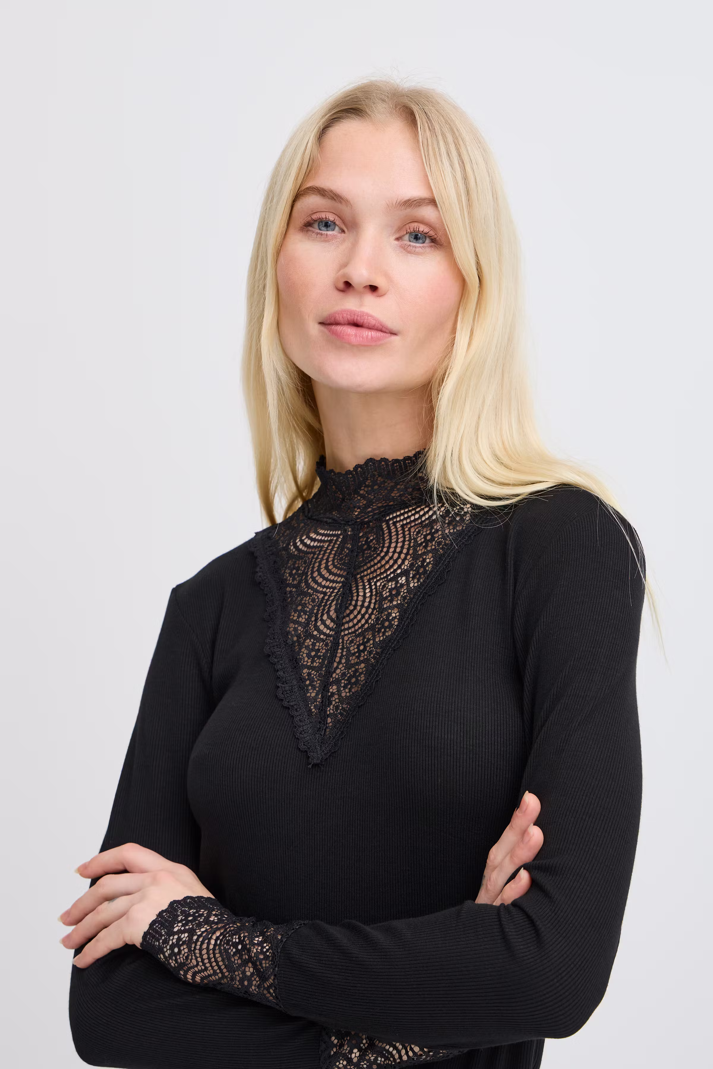 BYRALITSA T-shirt LOOKBOOK DETAIL 20815966-200451