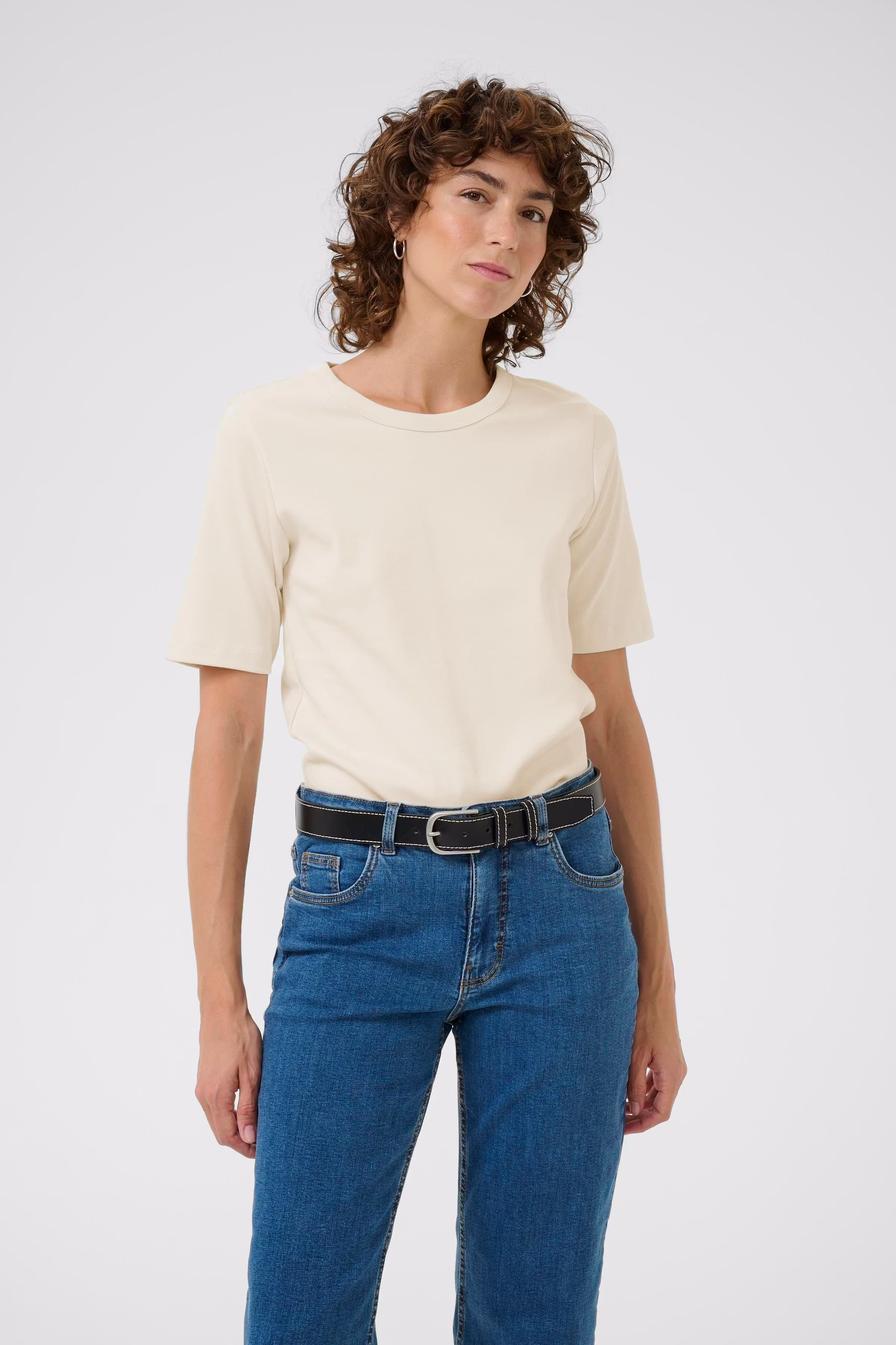 RatanaPW T-shirt LOOKBOOK FRONT 30309870-120304