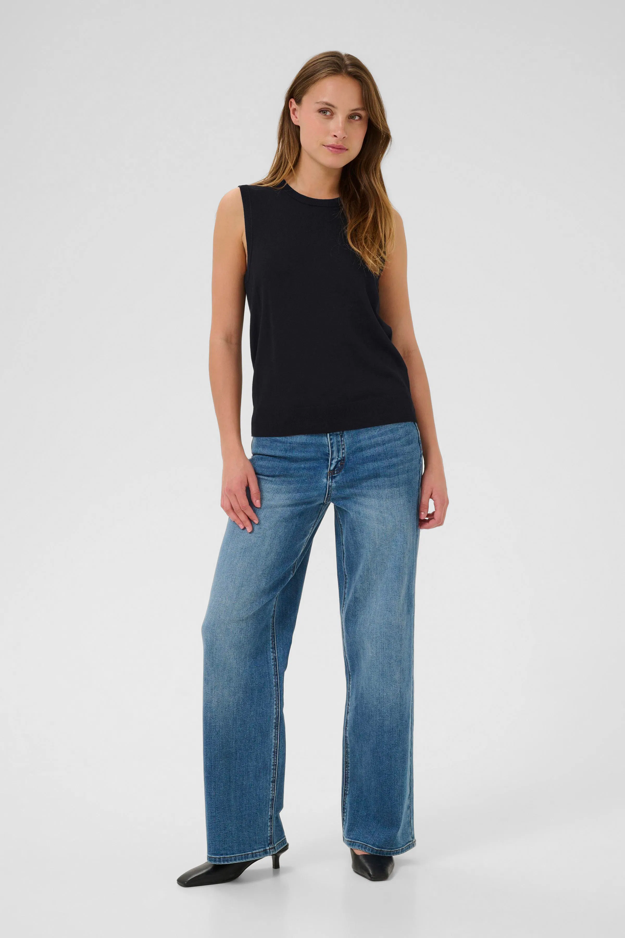 KAlizza Pullover LOOKBOOK FRONT 10509232-100121