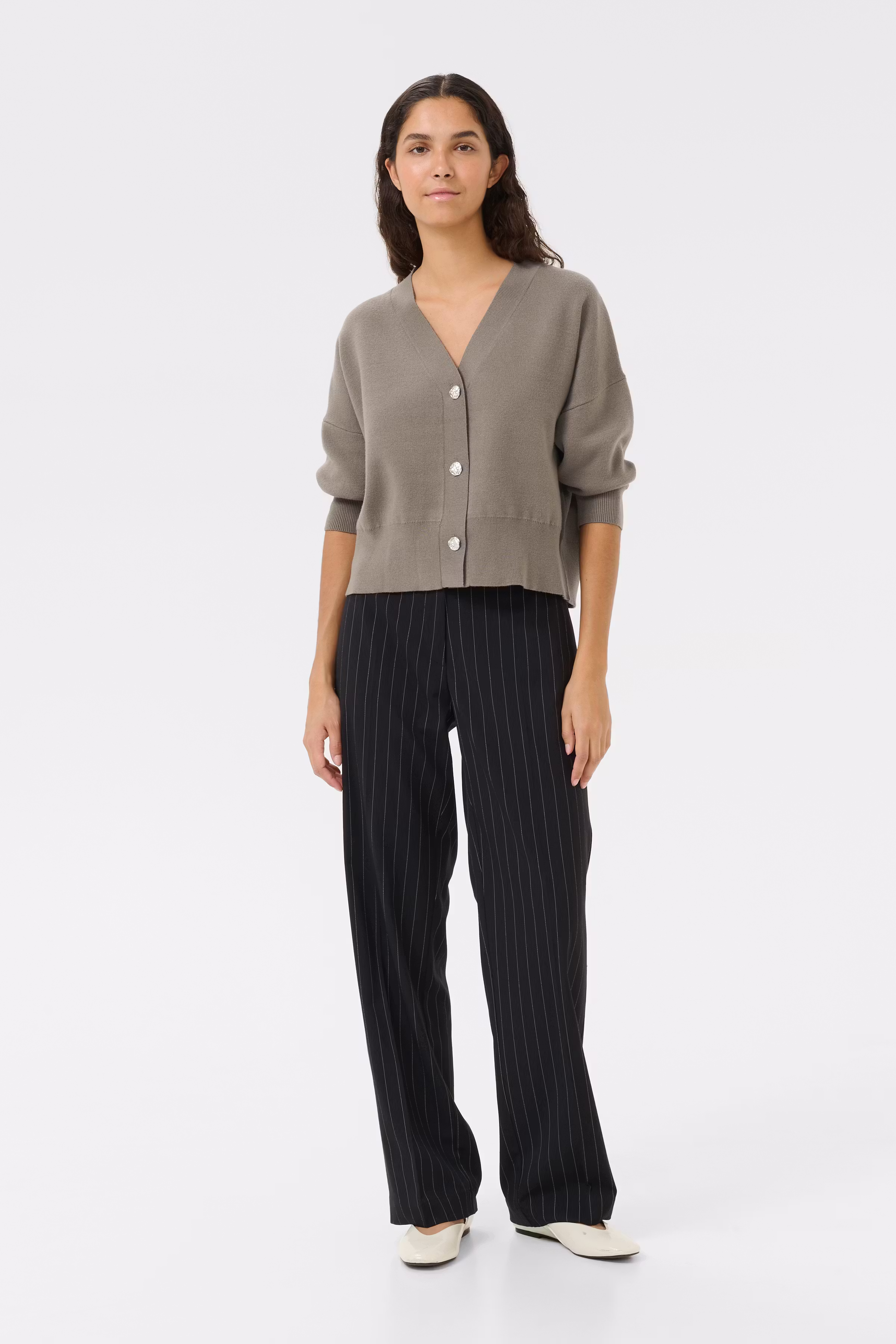 KBAntonella Cardigan LOOKBOOK FRONT 10105544-181304