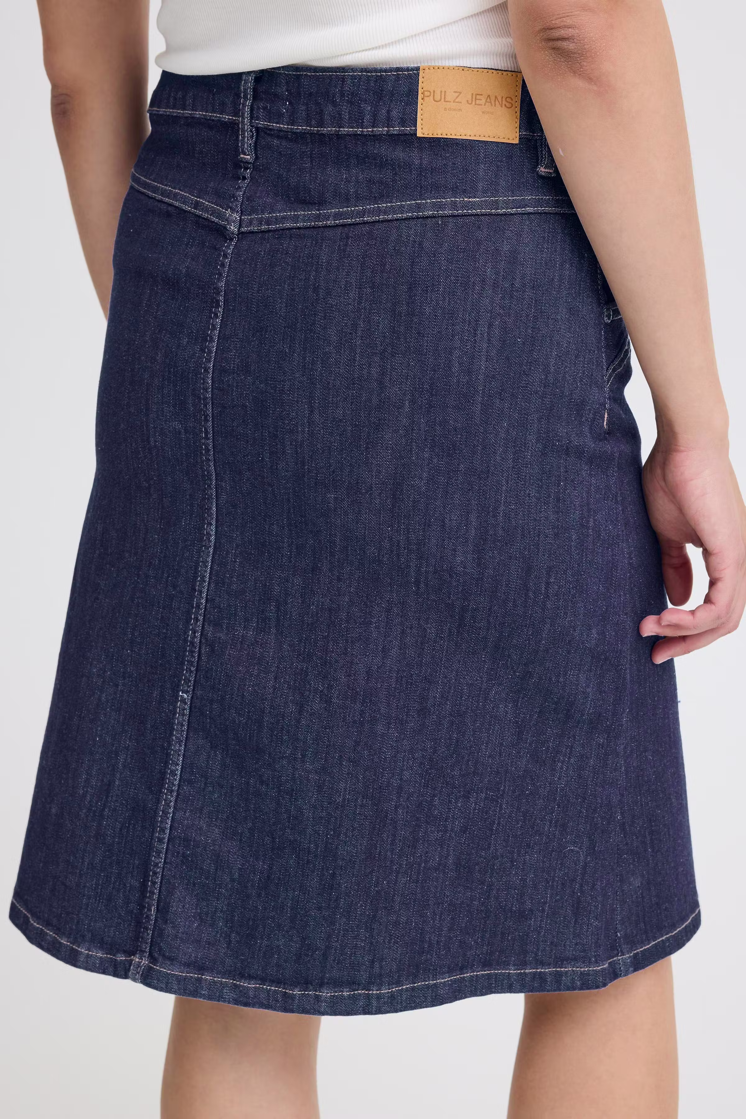 PZKATJA Skjørt LOOKBOOK DETAIL 50208832-202124