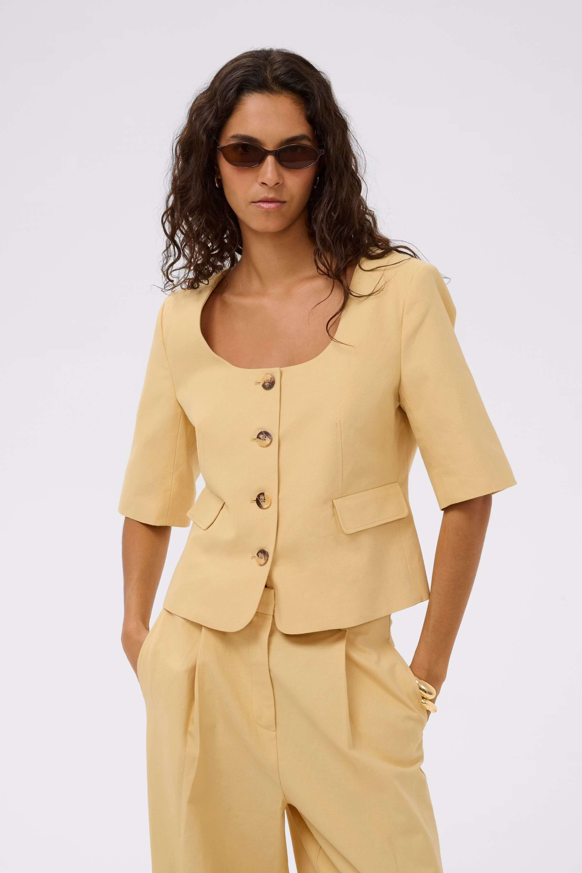 SLBelisma Blazer LOOKBOOK FRONT 30409160-130915