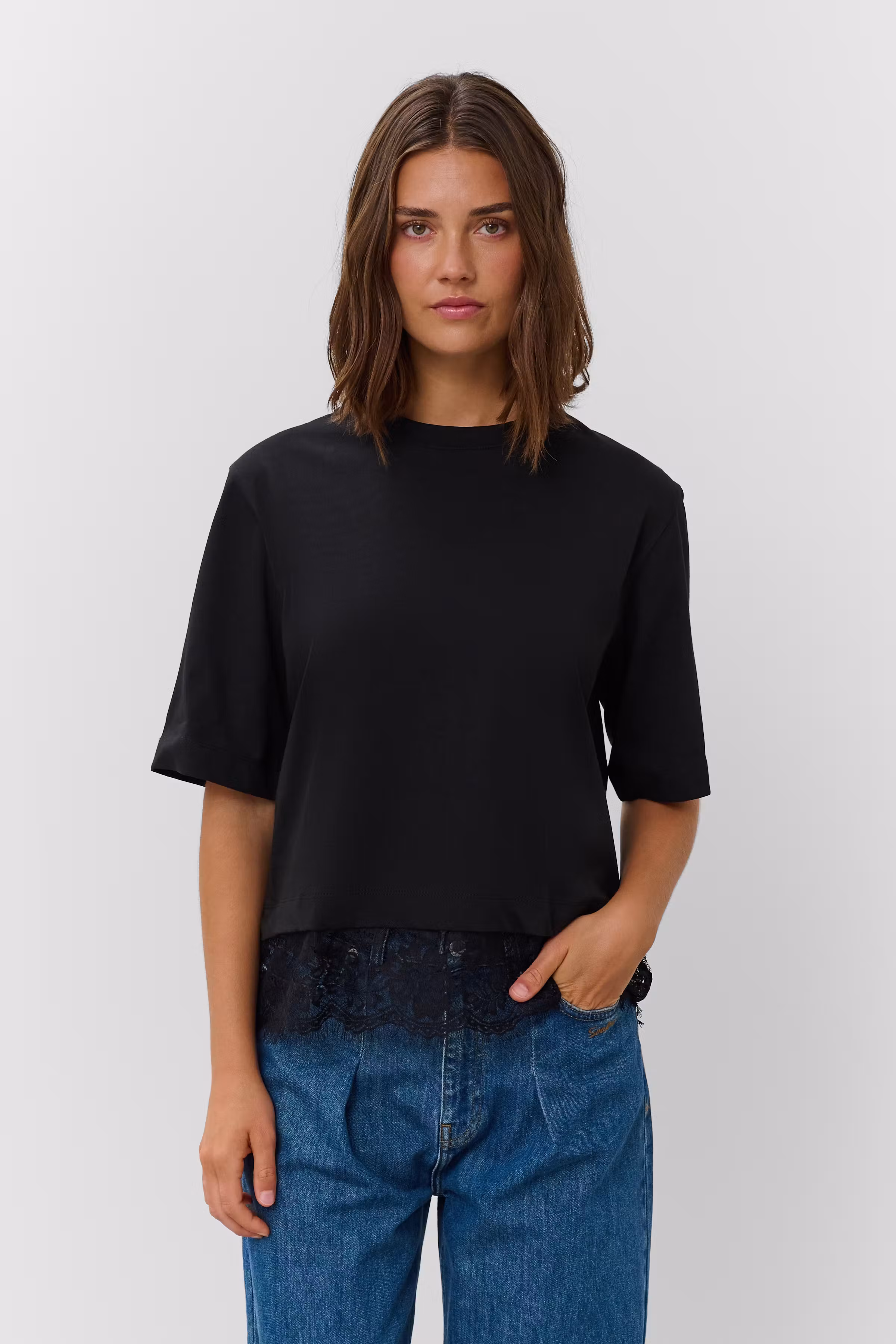 SLJina T-shirt LOOKBOOK FRONT 30410188-194008