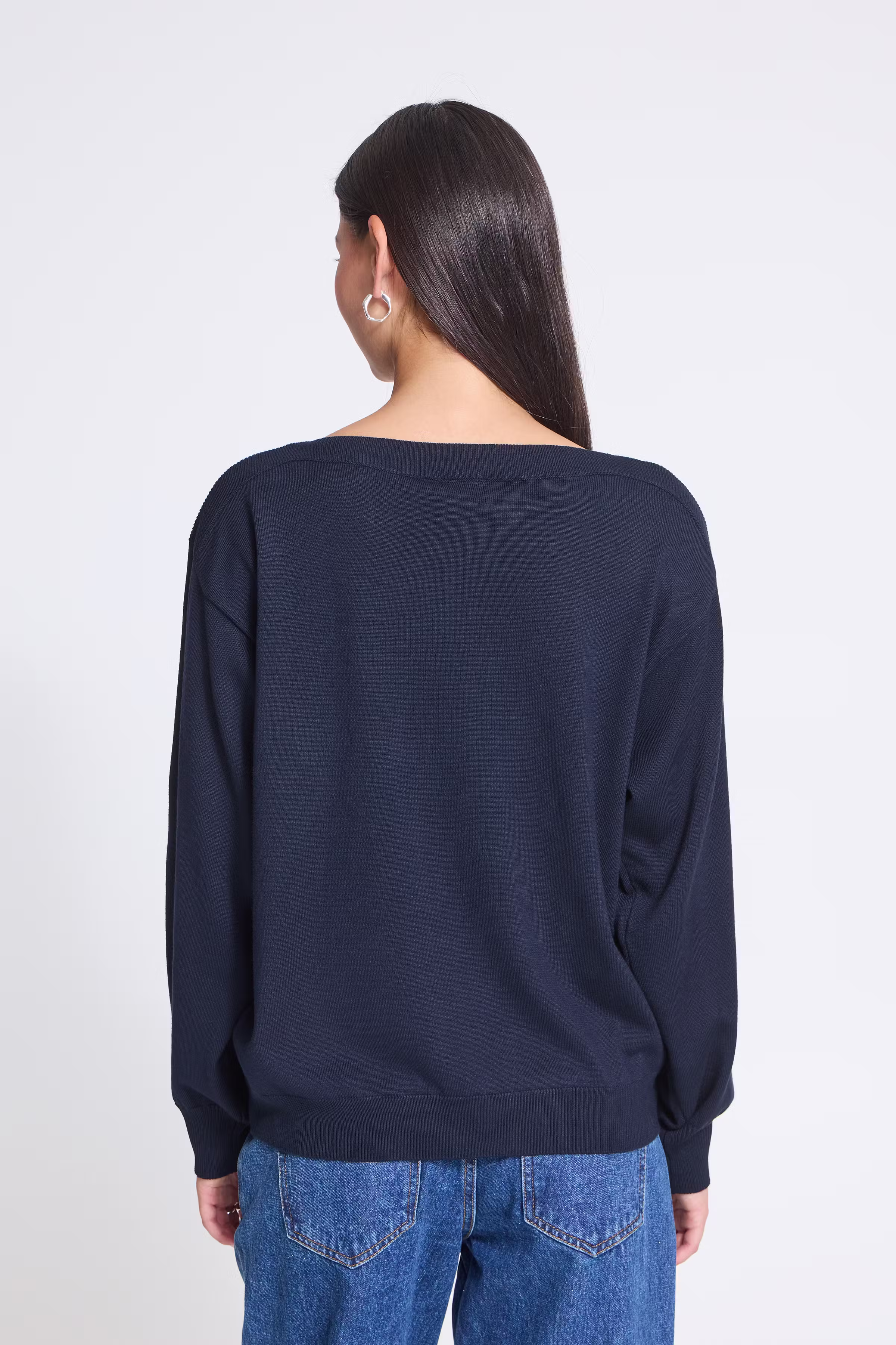 IHLULS Boat neck Pullover LOOKBOOK FRONT 20125811-194010