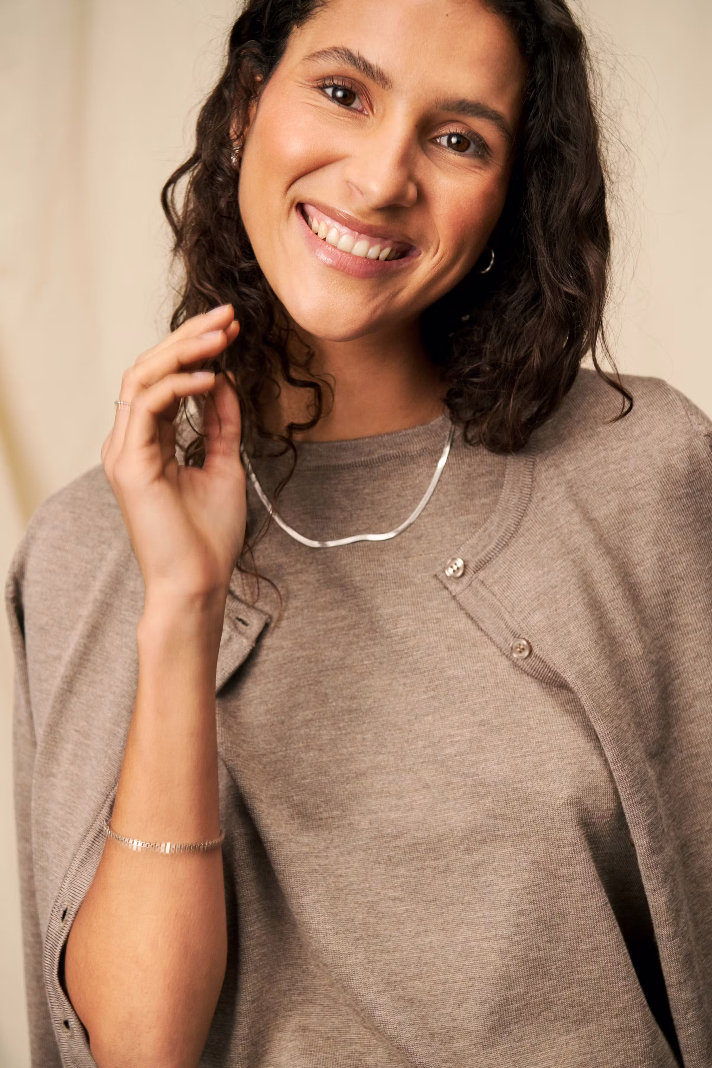 MilaSZ R-Neck Cardigan LOCATION NONE 30500005-1614061