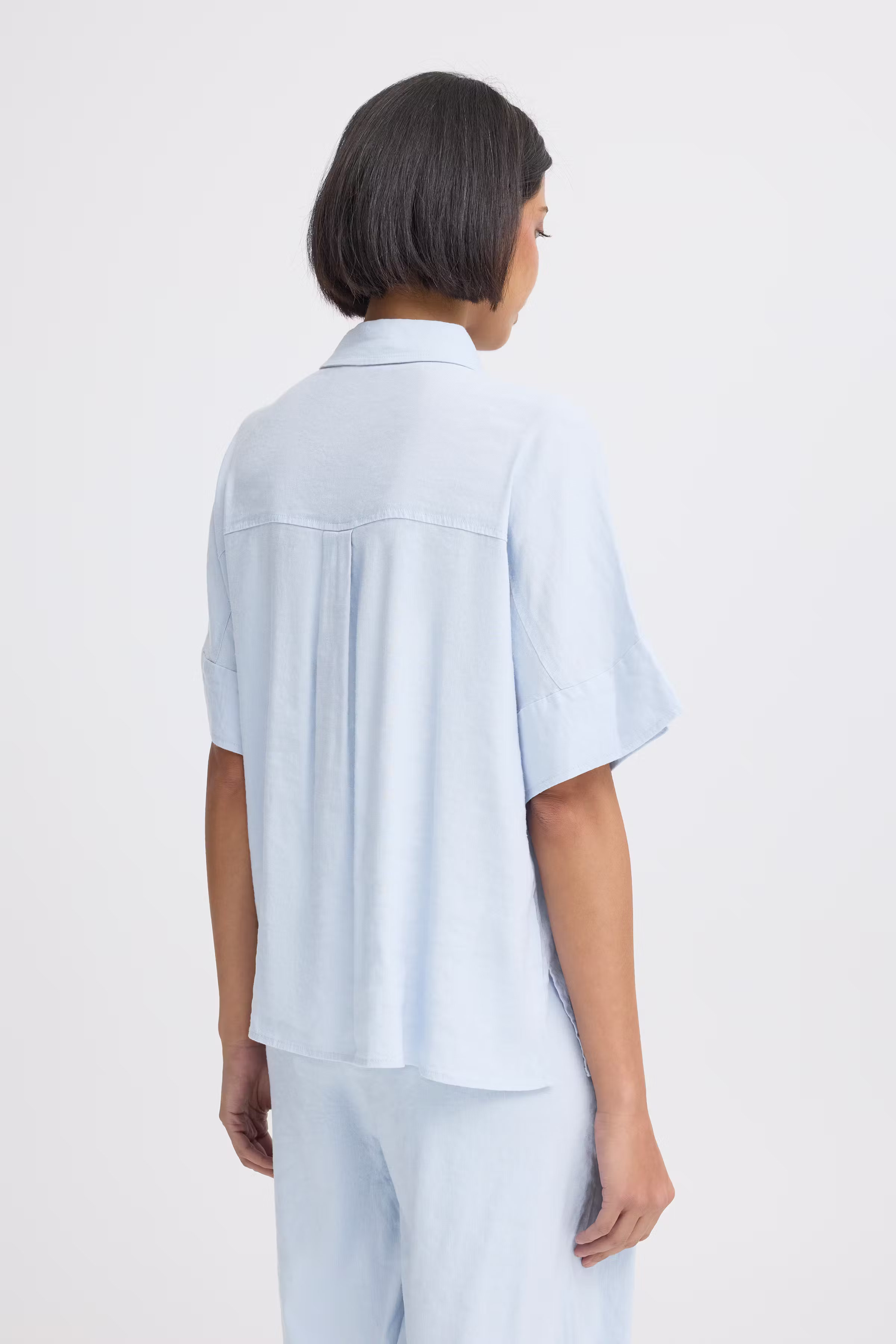 PZLUCA Shirt LOOKBOOK BACK 50210426-154031