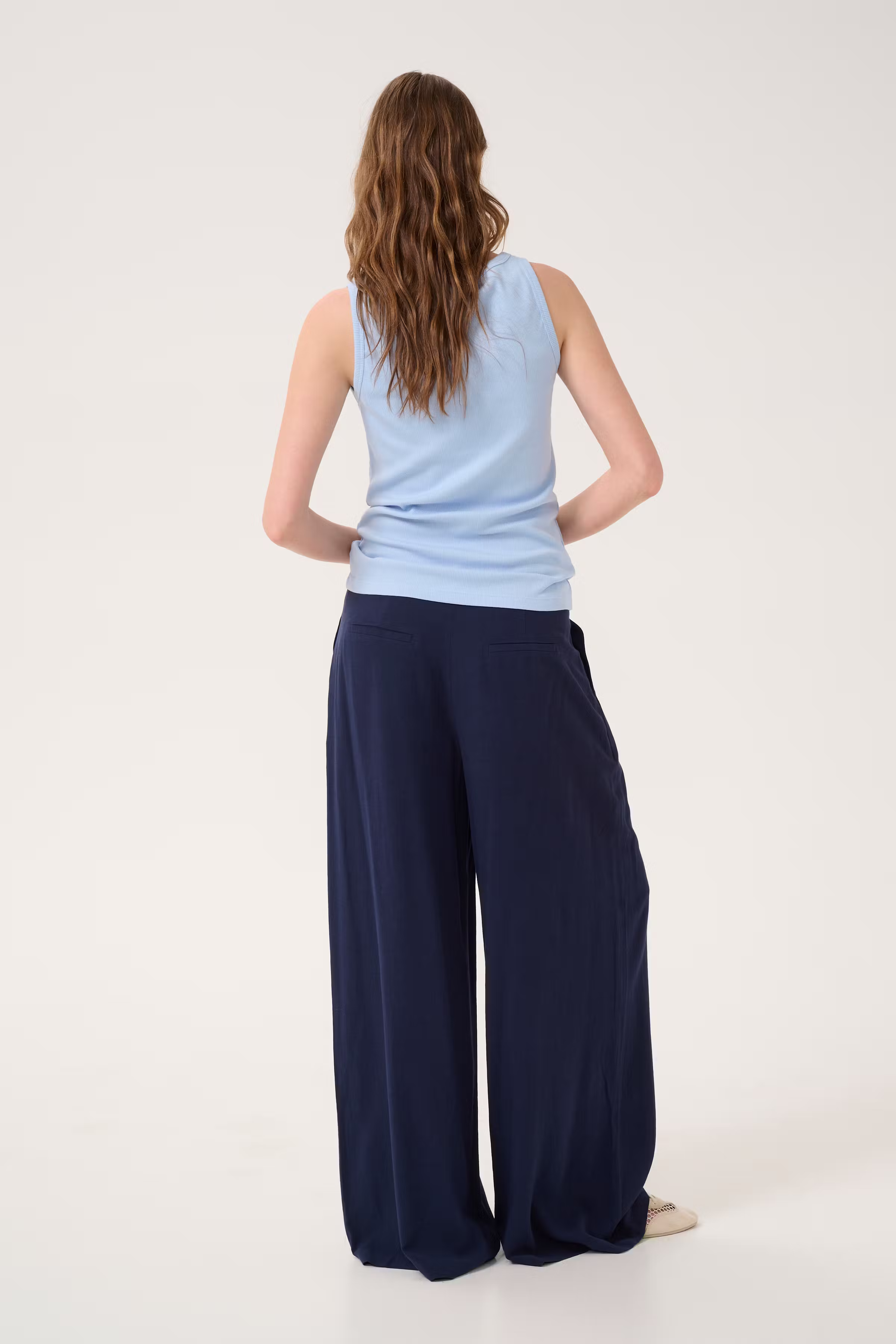 08 THE MANDY TOP LOOKBOOK BACK 10704858-153915