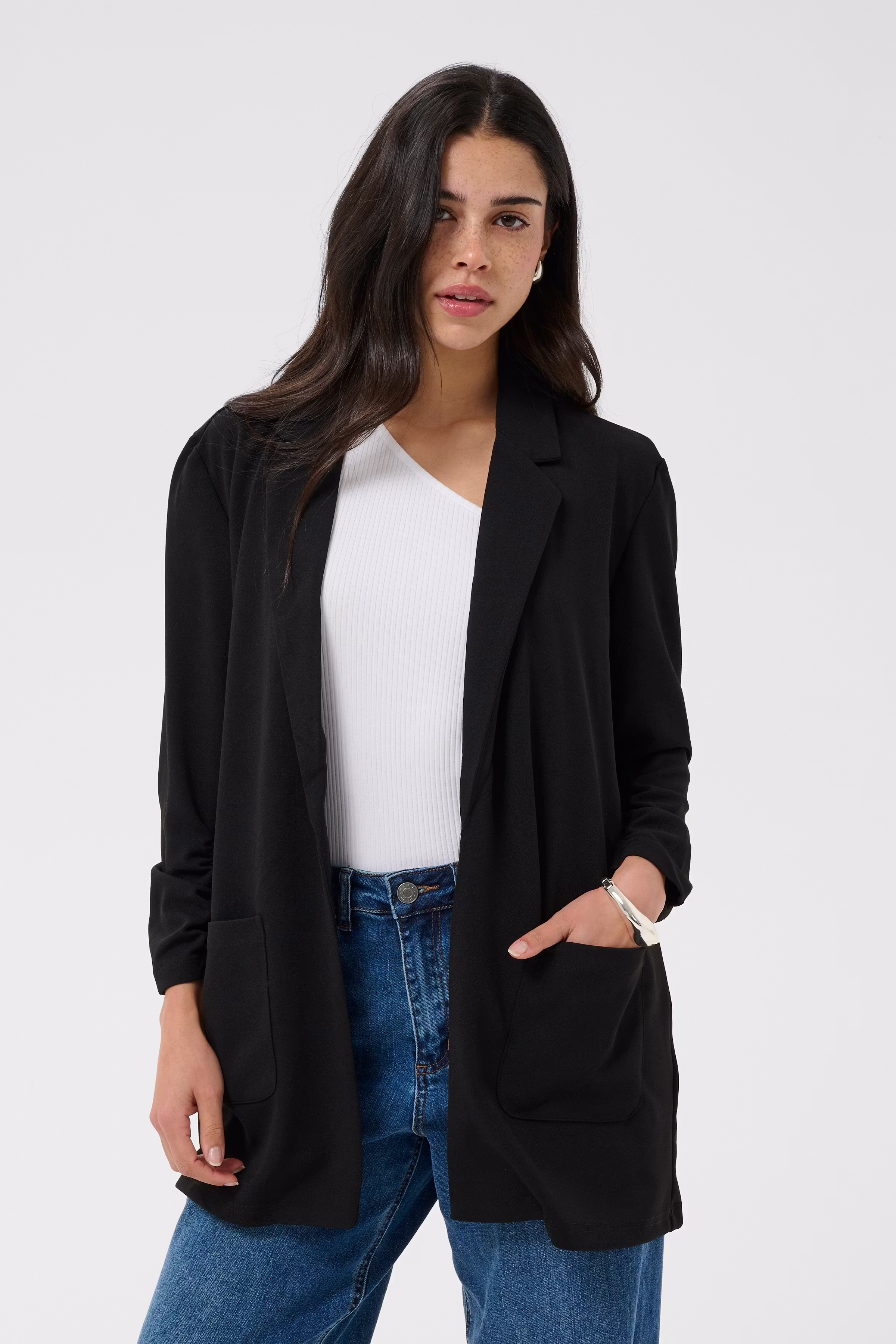 KApheobe Blazer LOOKBOOK FRONT 10511489-100121