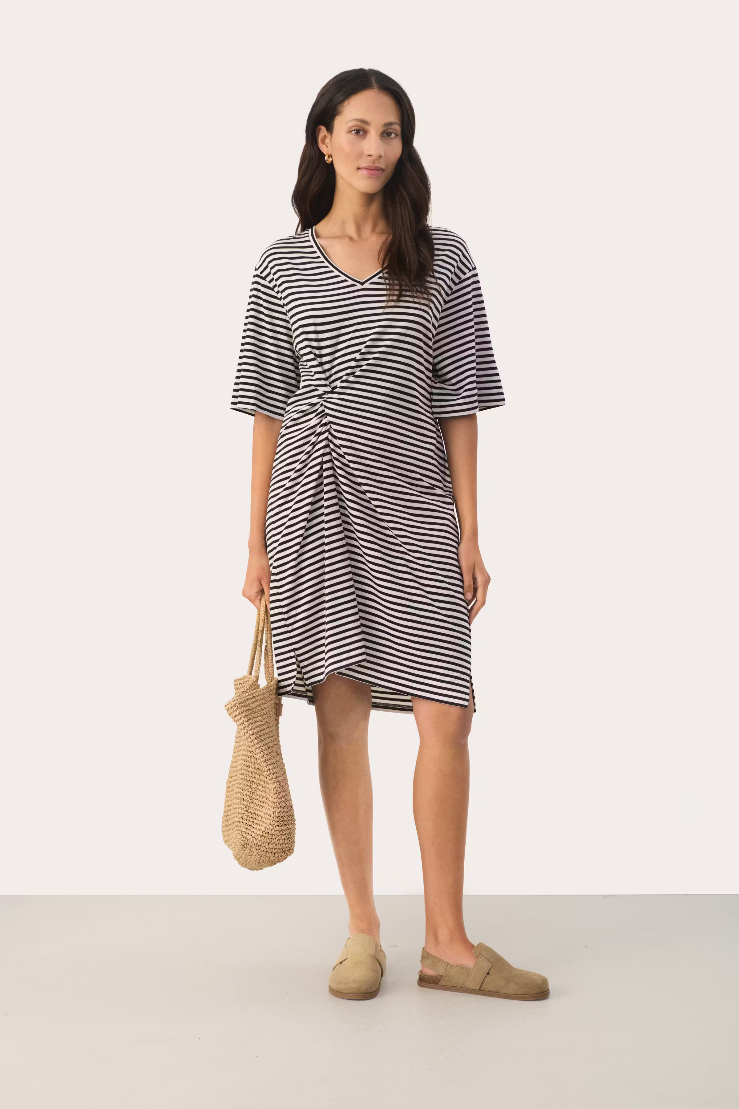 JenellePW Kjole LOOKBOOK BACK 30308809-303077