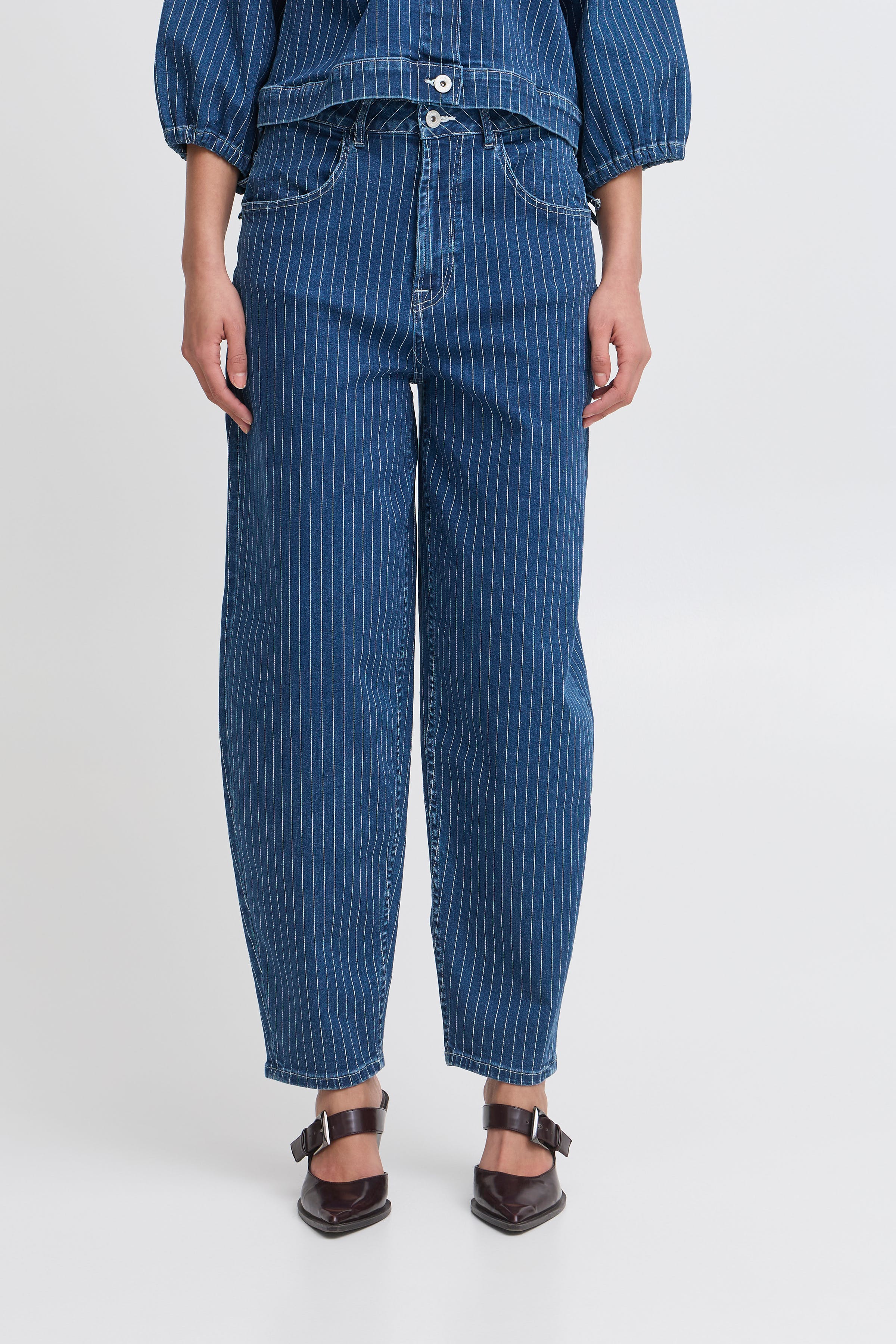 IHCILK Jeans LOOKBOOK FRONT 20123164-204620