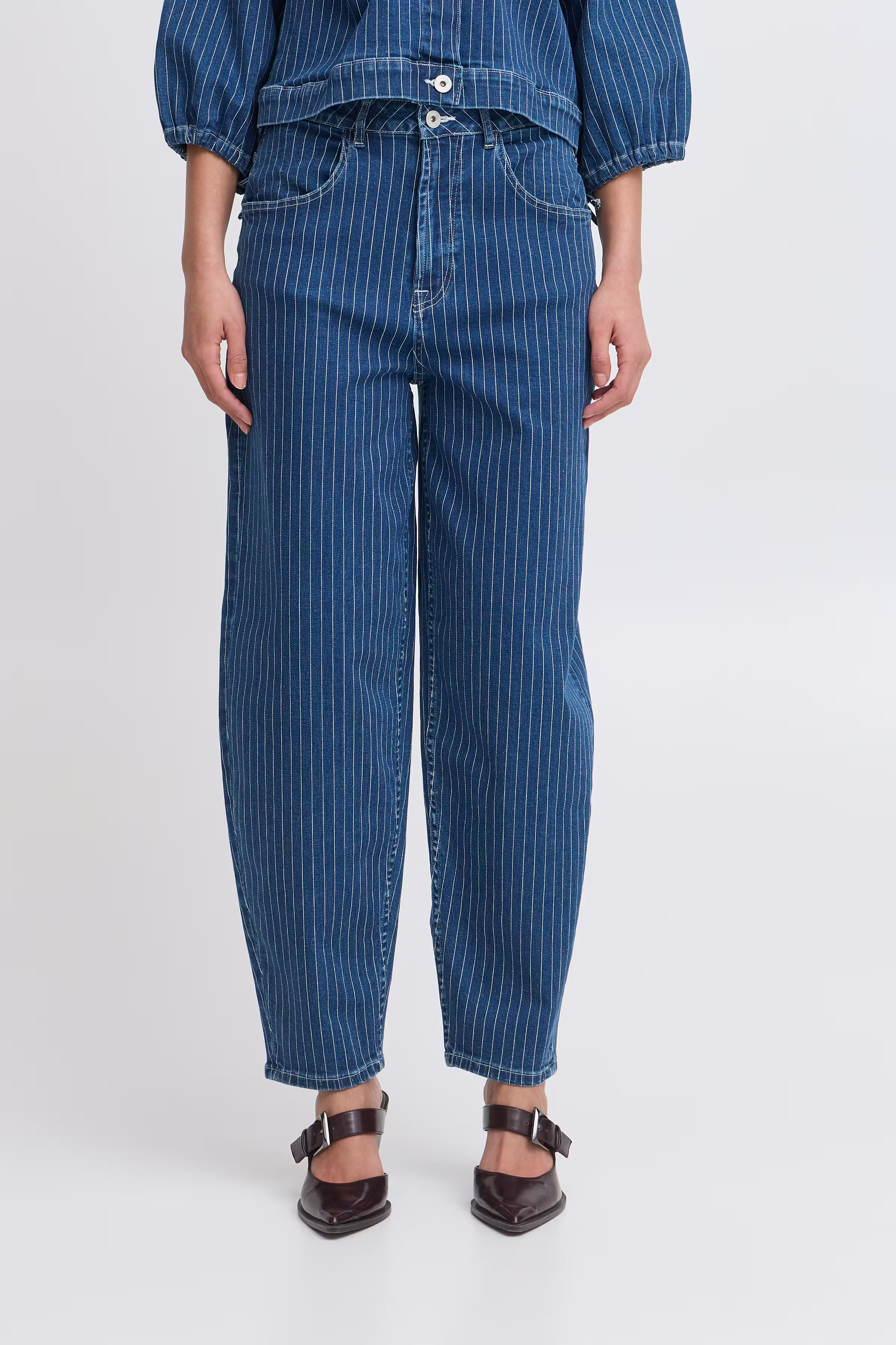 IHCILK Jeans LOOKBOOK FRONT 20123164-204620