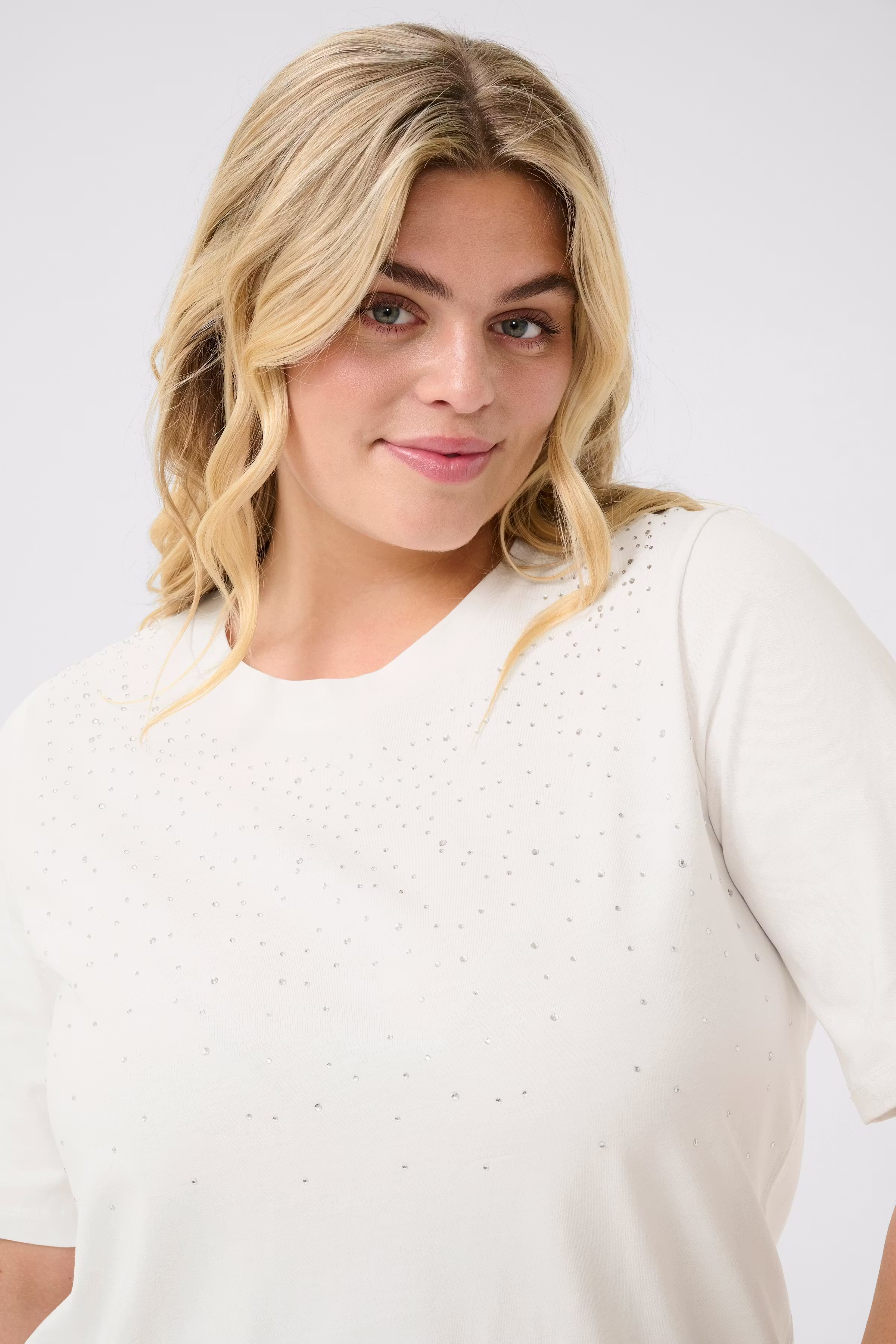 KCmerisa T-shirt LOOKBOOK DETAIL 10583066-110602