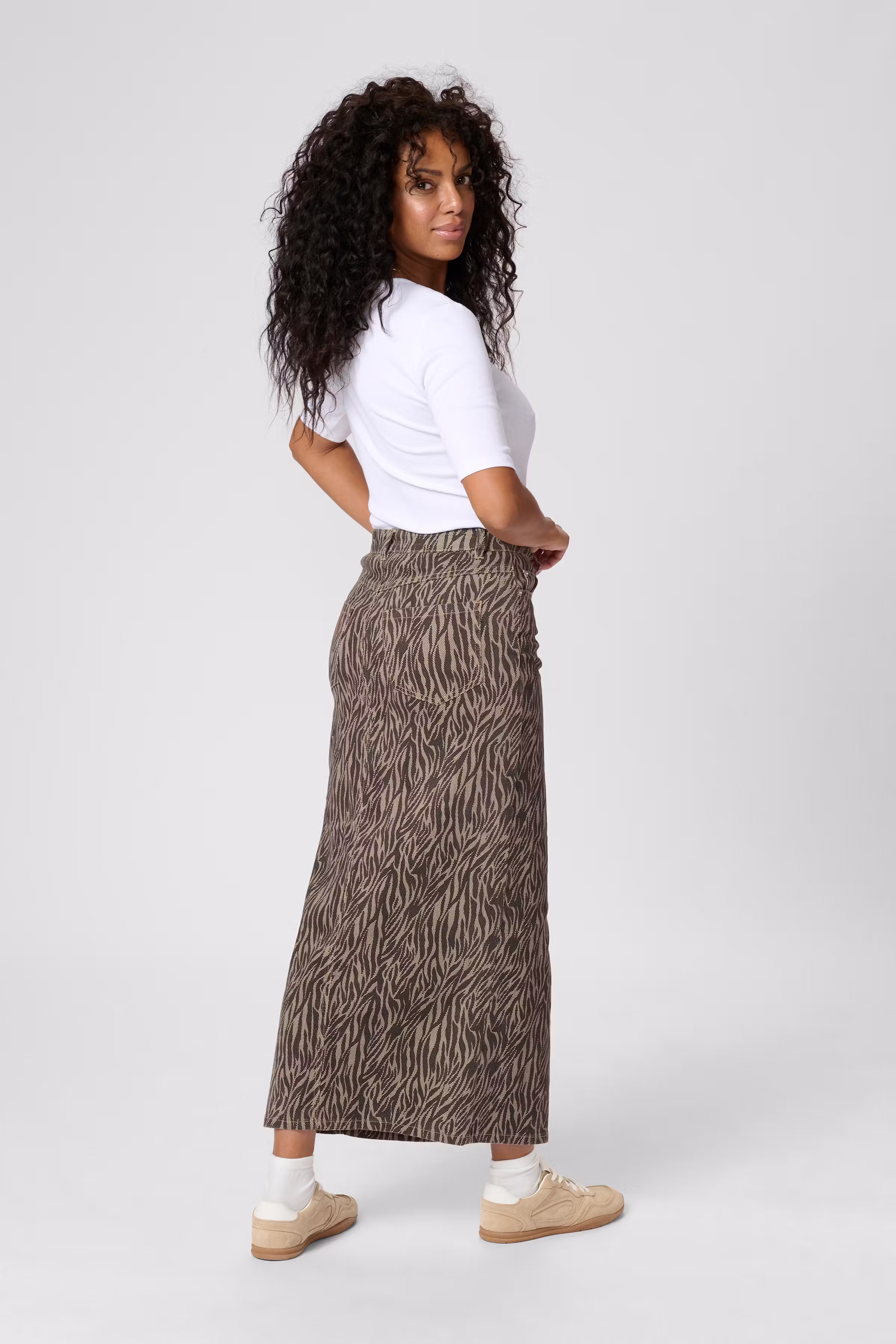 KAleondra Skjørt LOOKBOOK BACK 10510135-107719