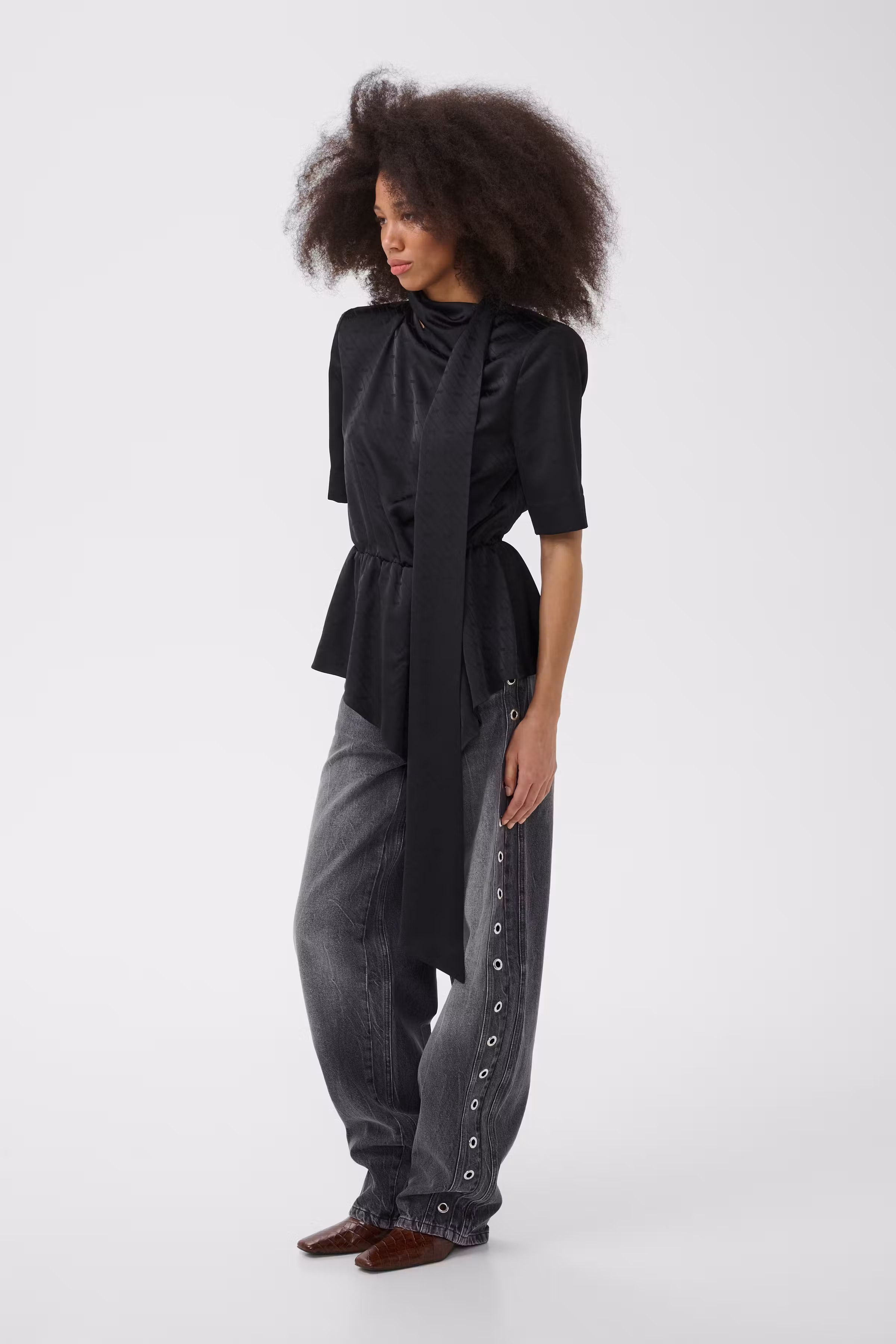 GZestha Bluse LOOKBOOK FRONT 10911567-100017