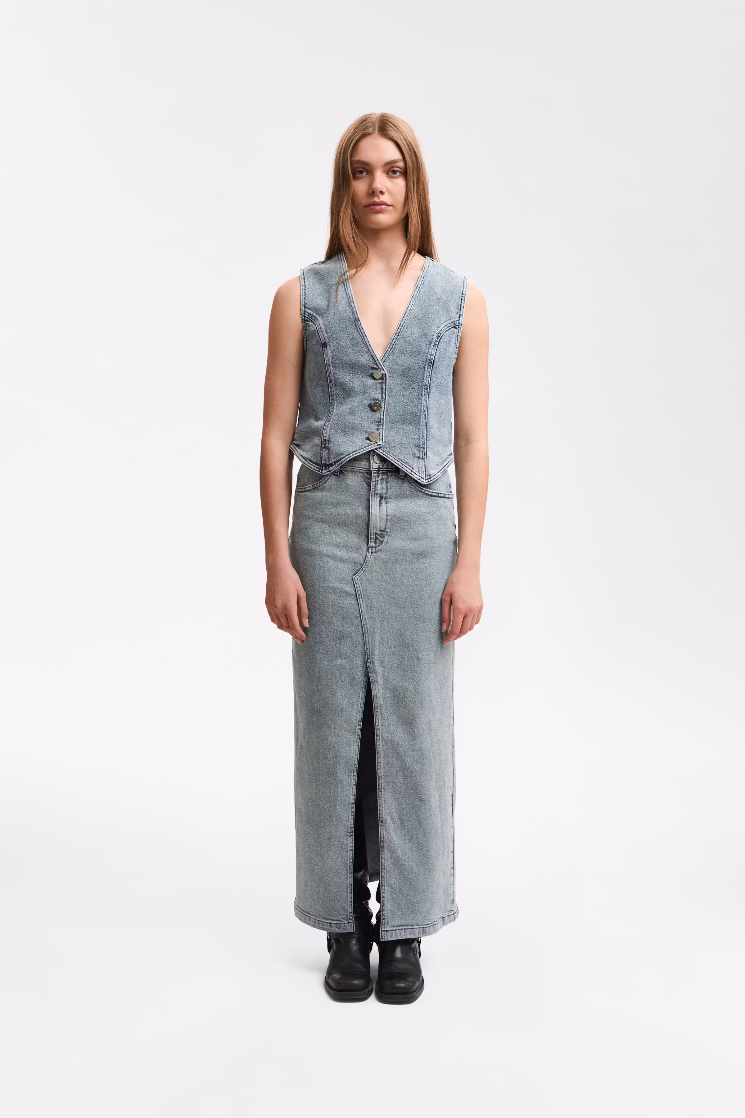 SiwGZ Waistcoat LOOKBOOK FRONT 10908817-104611