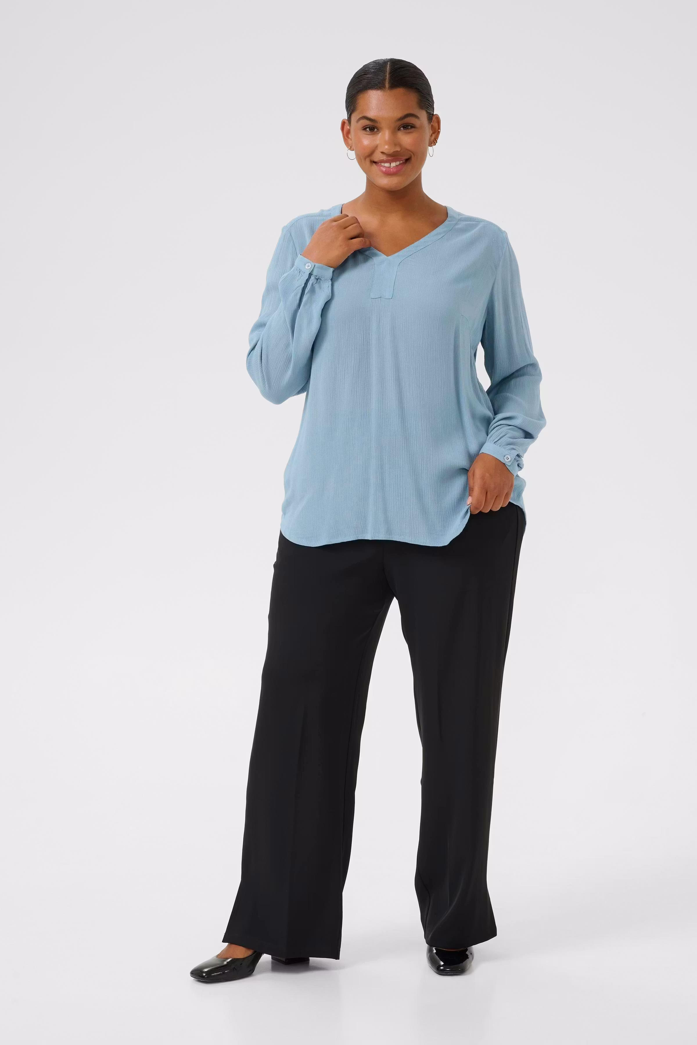 KCami Blouse LOOKBOOK FRONT 10580001-174018