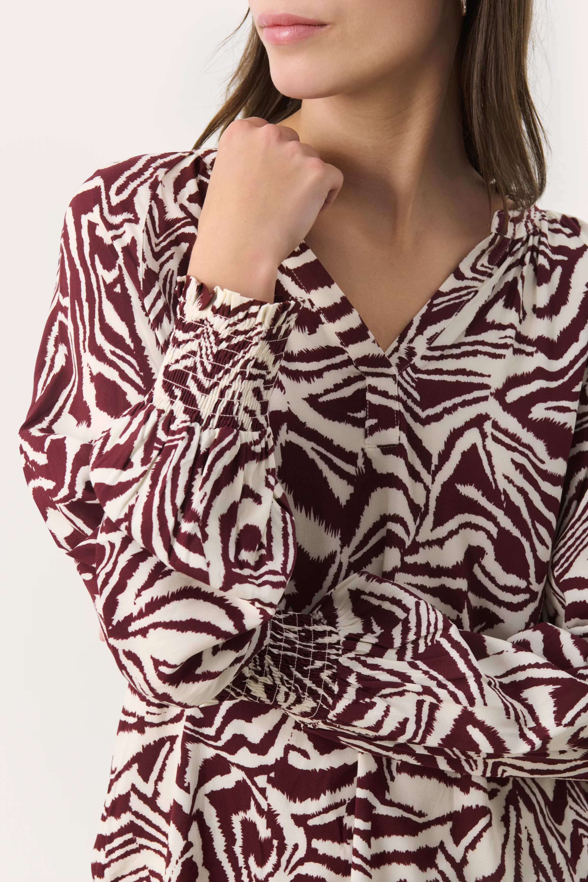 TenniePW Blouse LOOKBOOK DETAIL 30309550-304427