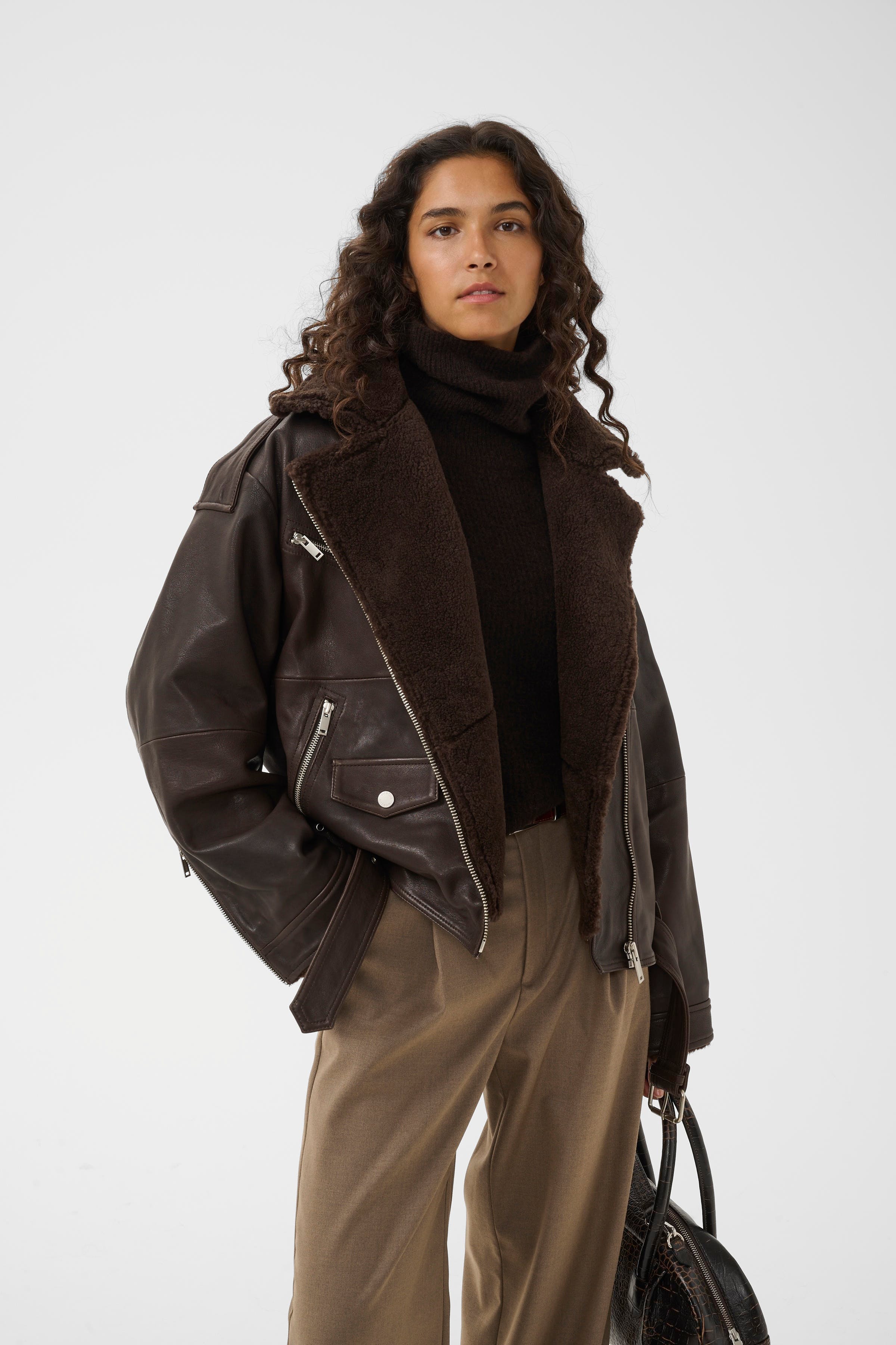 GZroja Læderjakke LOOKBOOK FRONT 10911299-105870