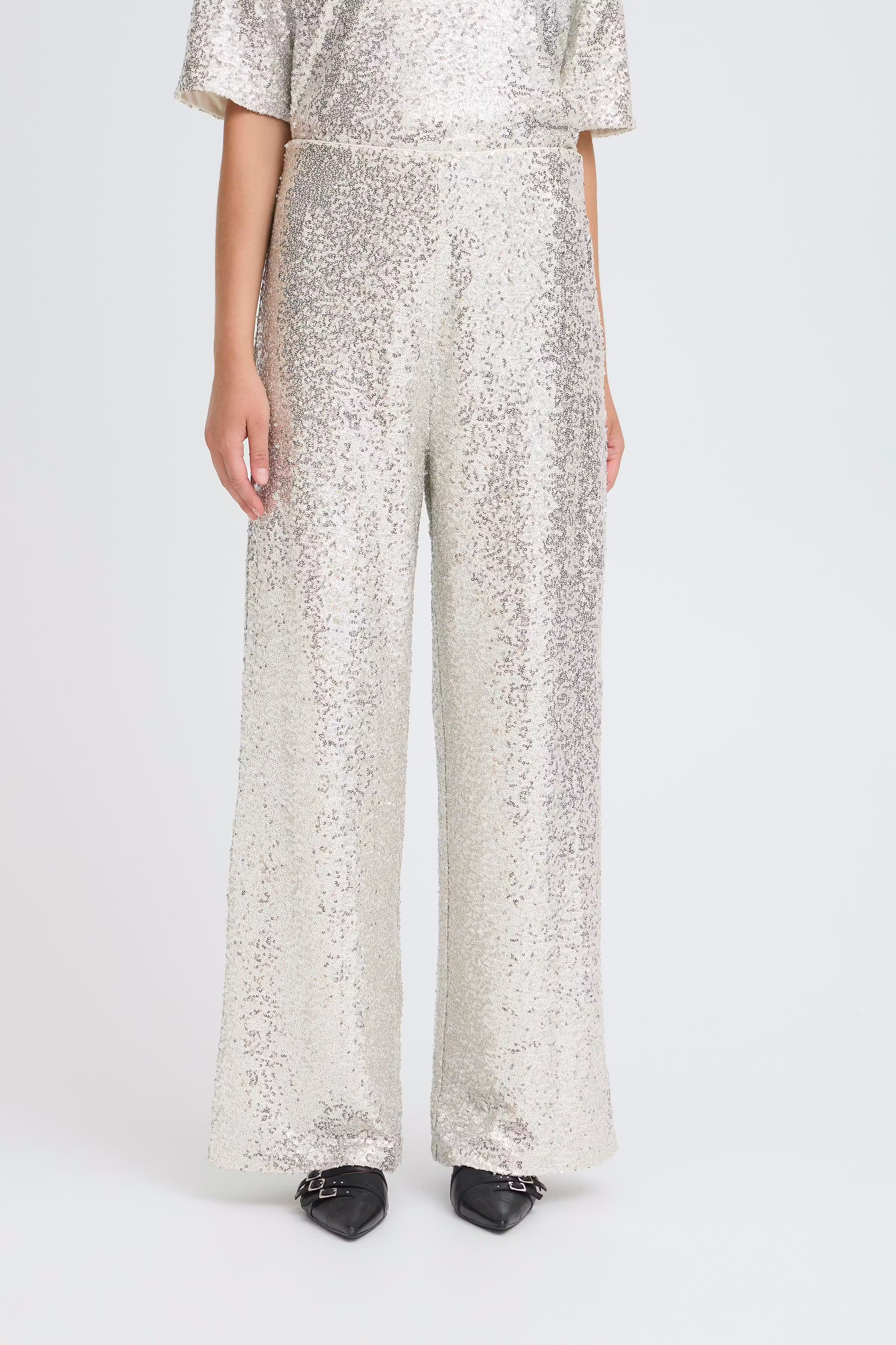 IHFAUCA Byxor LOOKBOOK FRONT 20124846-131012