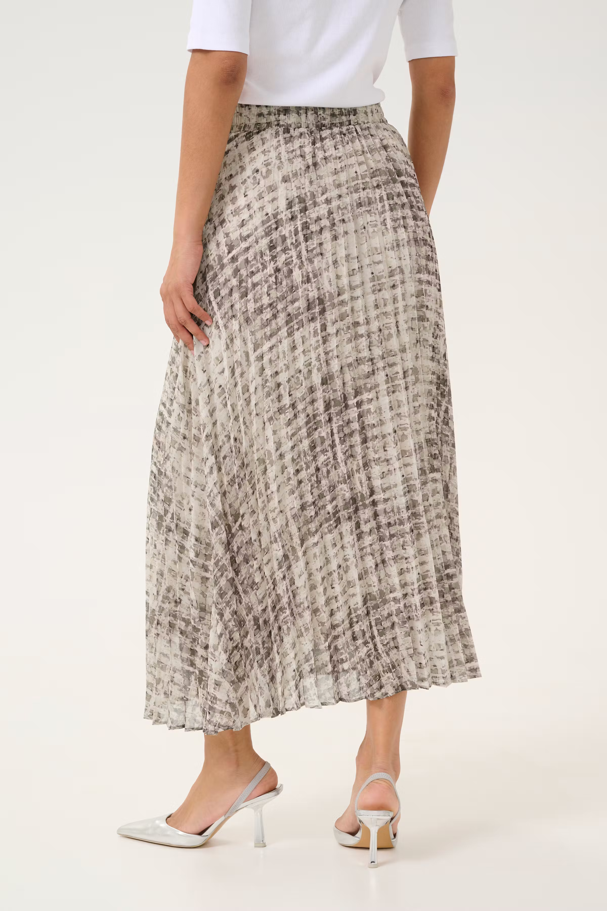 KAtrinike Rok LOOKBOOK BACK 10509412-106805