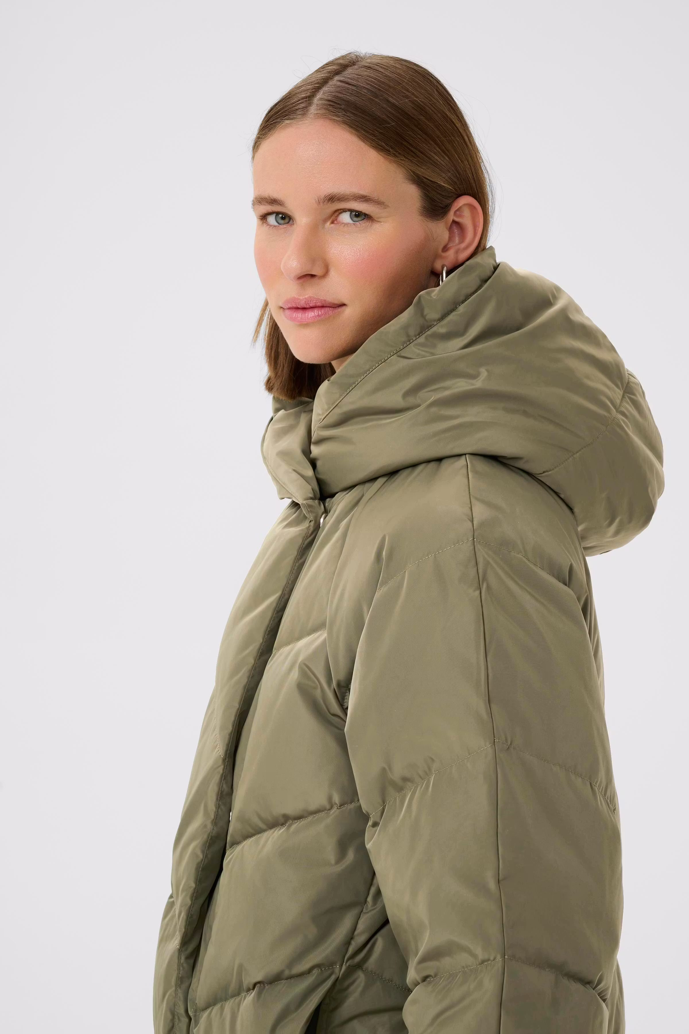 YazIW Short down Coat LOOKBOOK DETAIL 30110619-190512