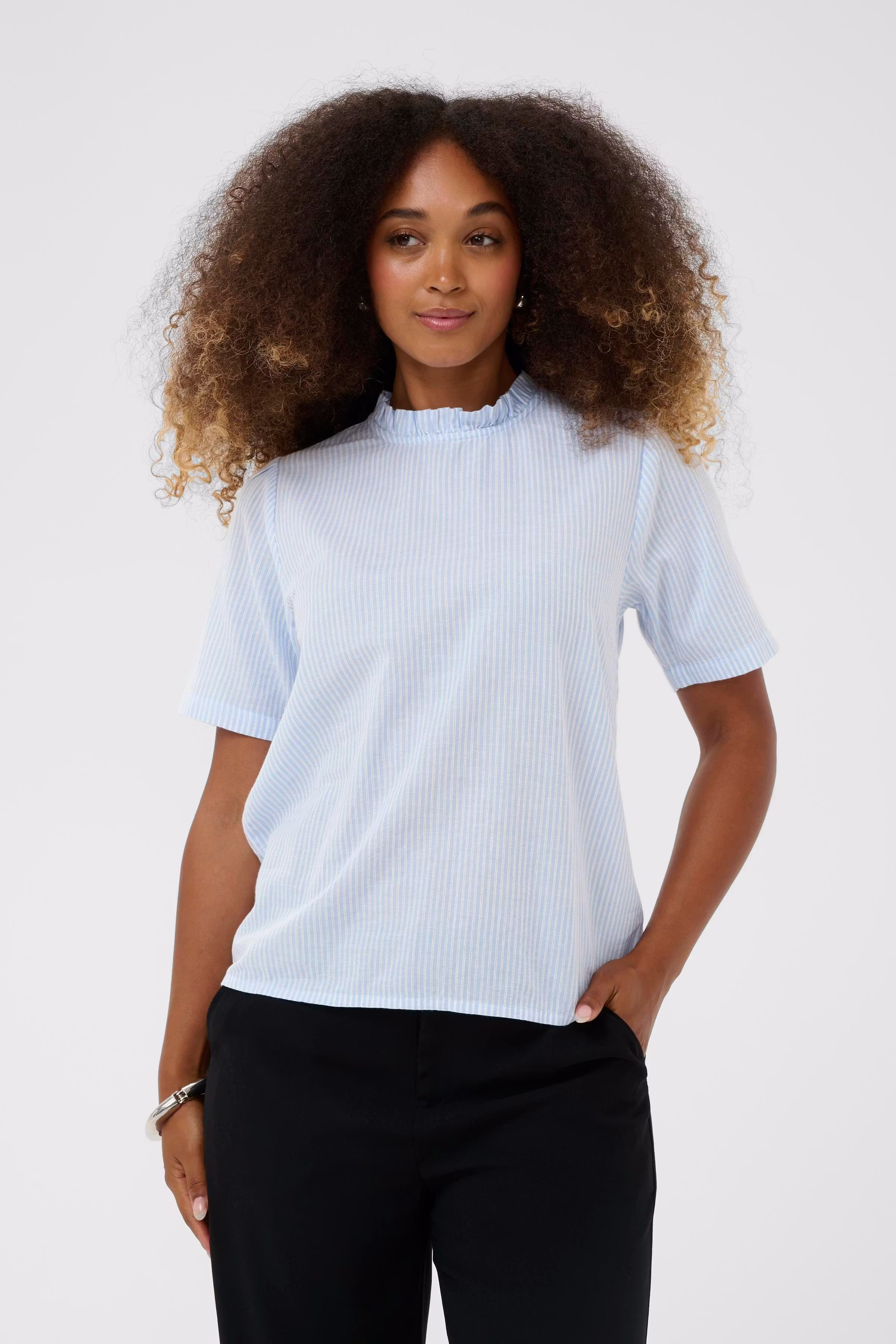 KatinkaCR Blus LOOKBOOK FRONT 10606055-60181