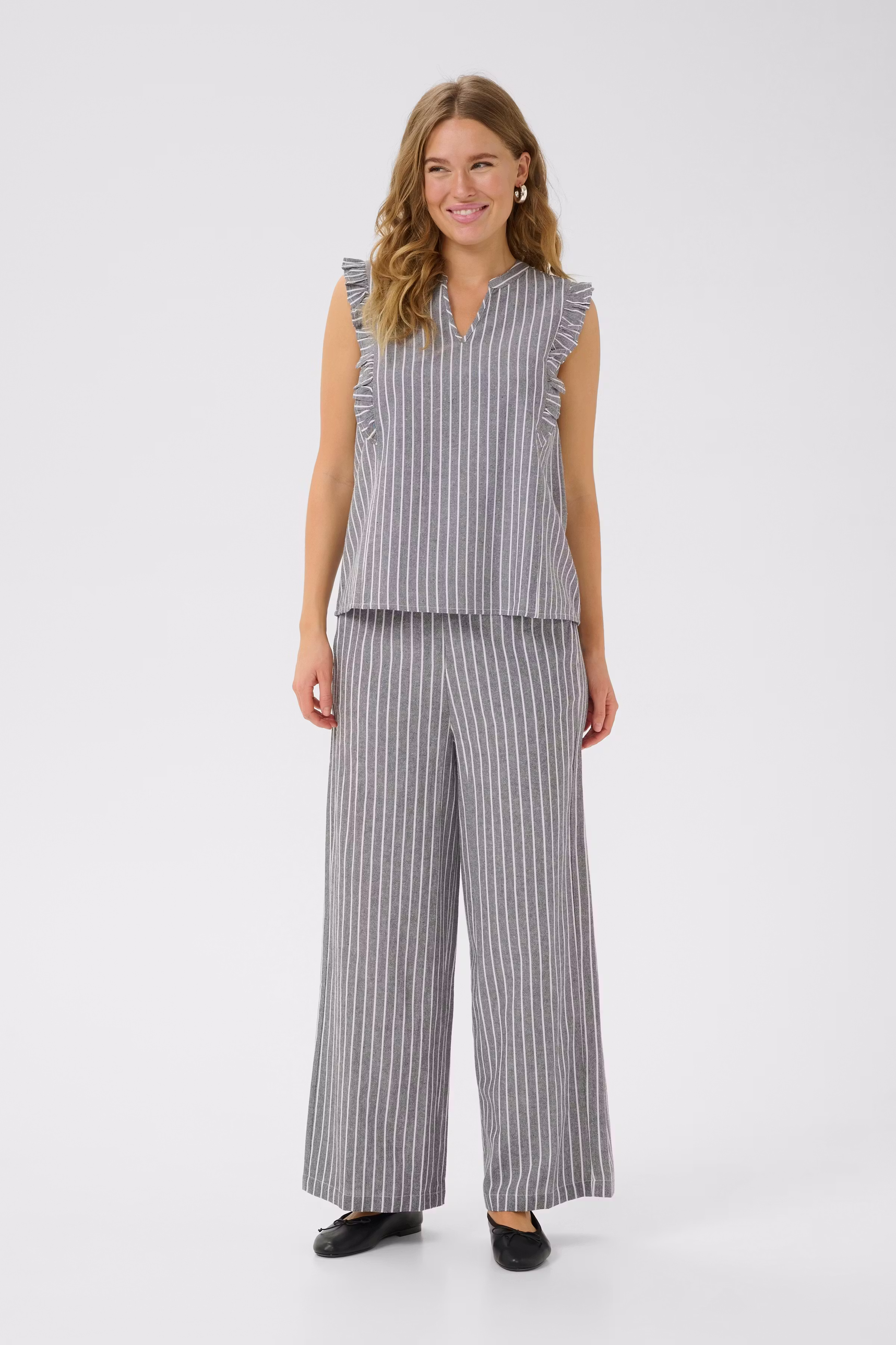 BPmalena Blus LOOKBOOK FRONT 10590900-107818B