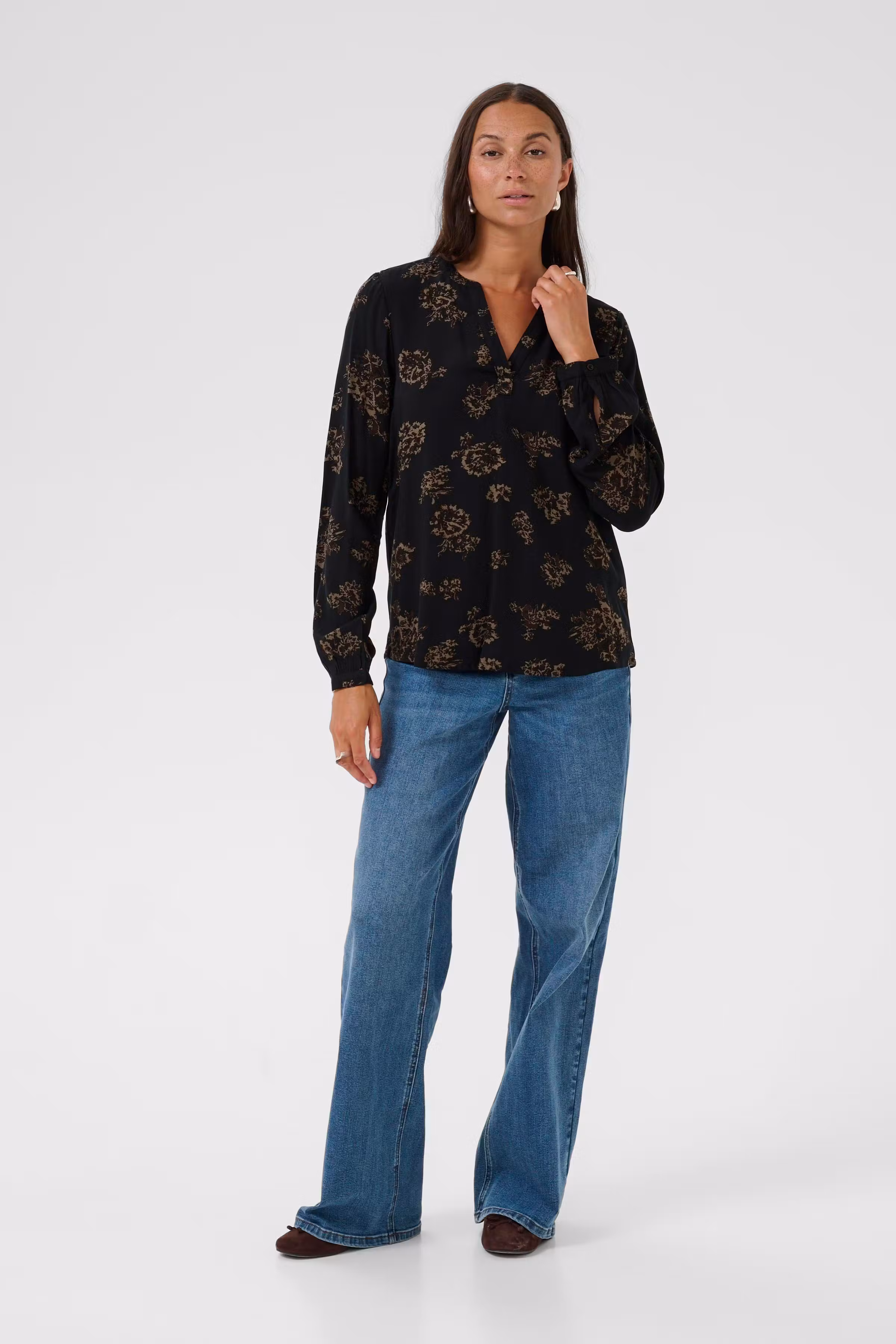 KAjalie Bluse LOOKBOOK FRONT 10552004-109131