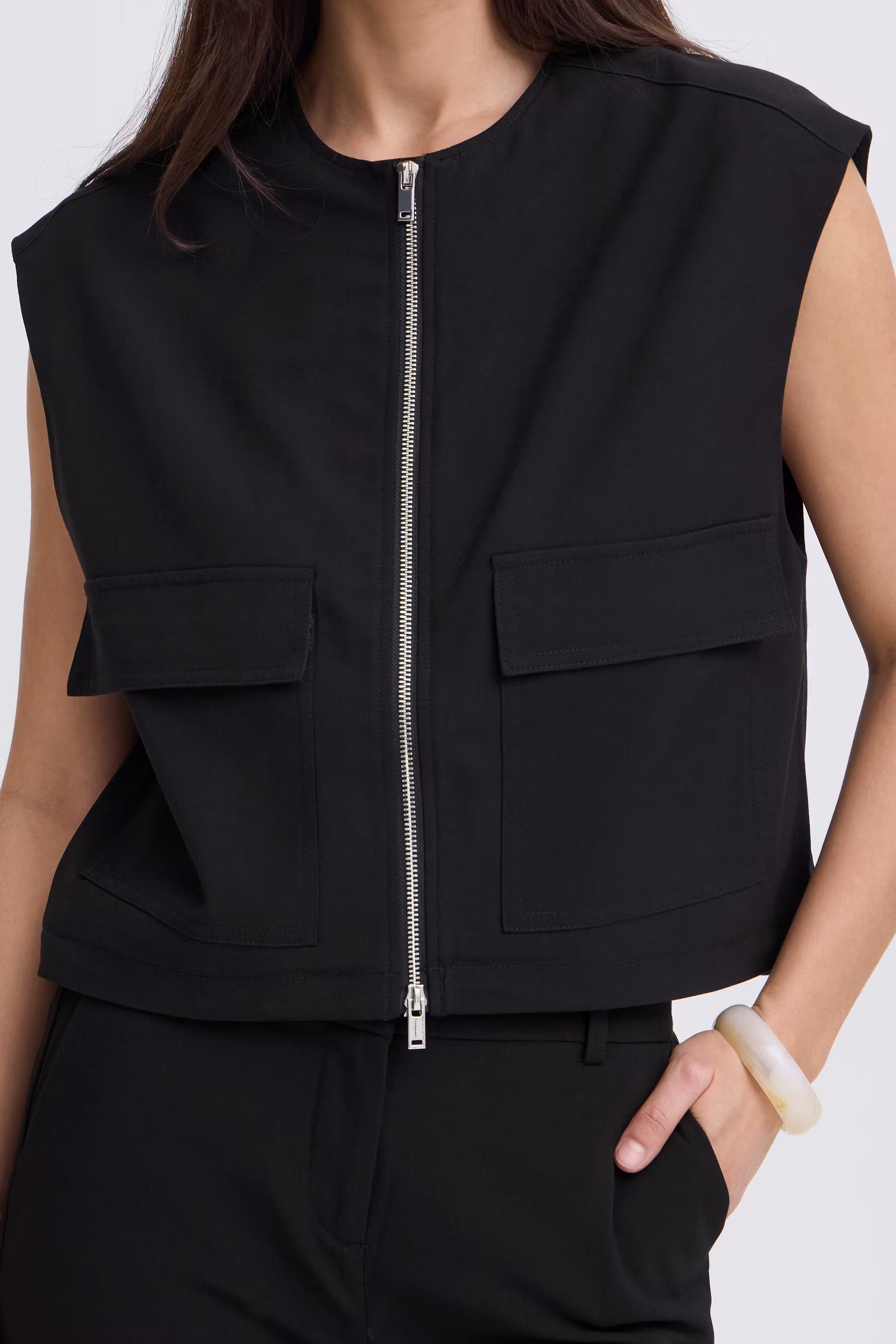 BYDANTA Vest LOOKBOOK DETAIL 20818522-194008