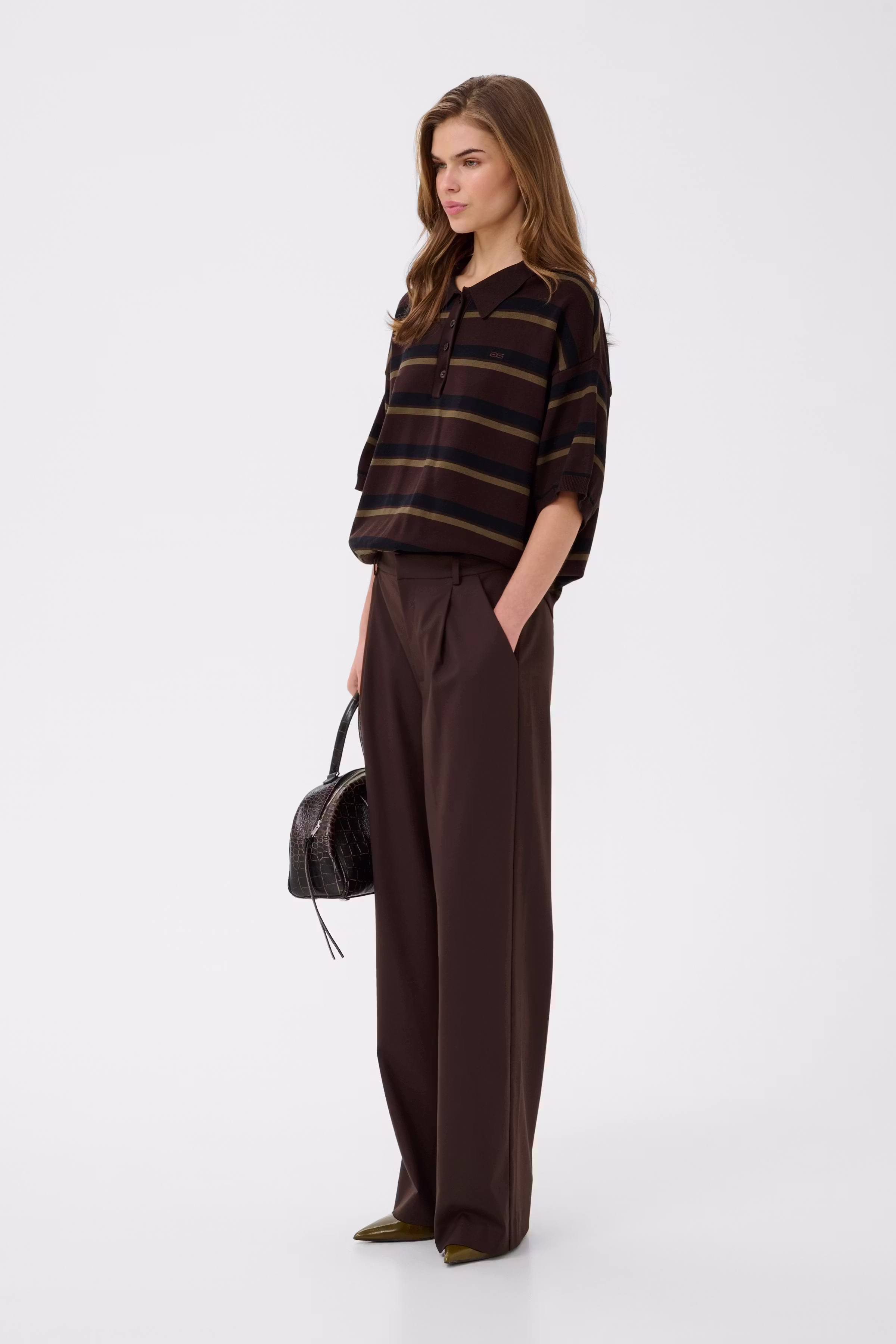 GZtaia Polo pullover LOOKBOOK FRONT 10910933-110053