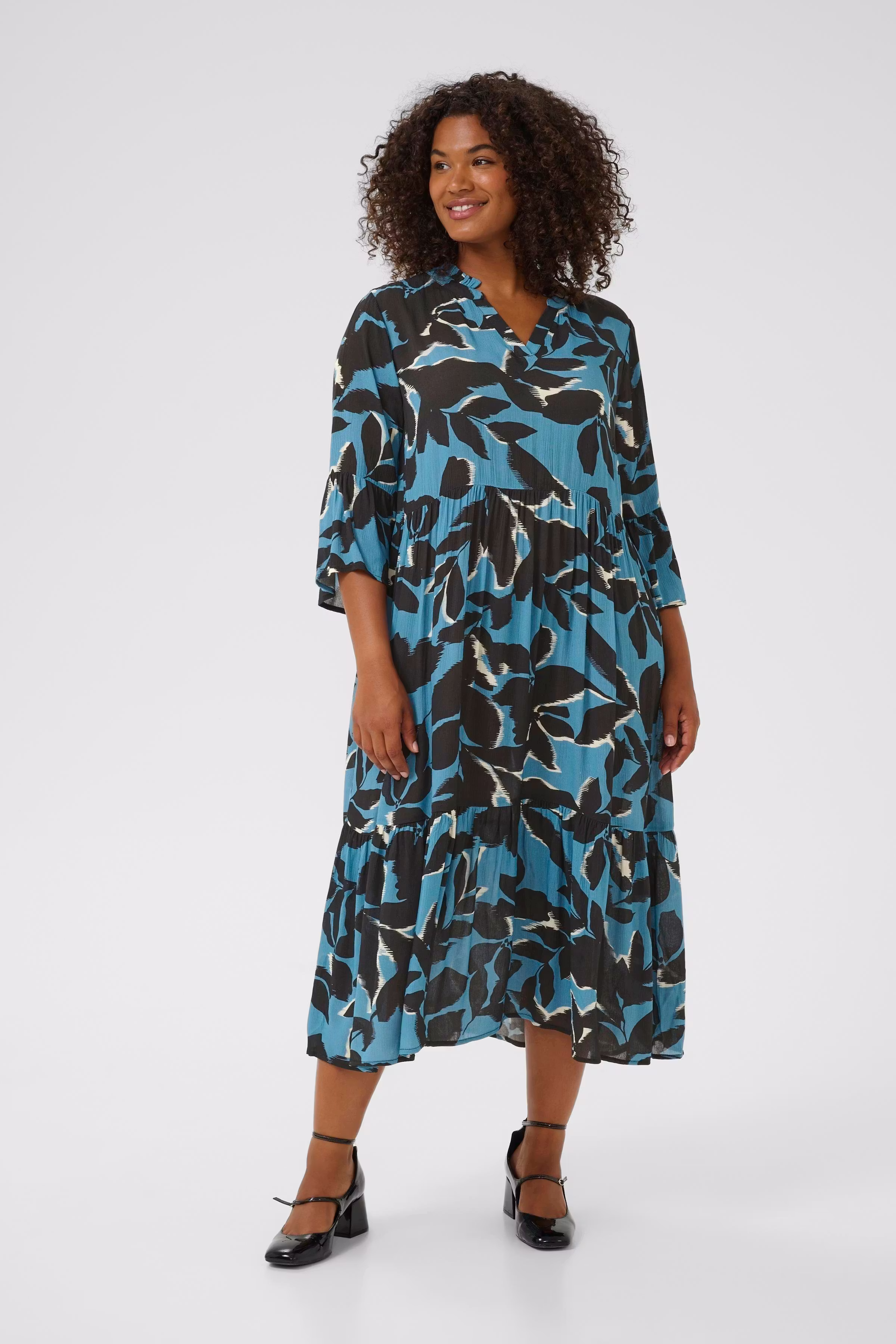 KCkerry Klänning LOOKBOOK FRONT 10581828-108389