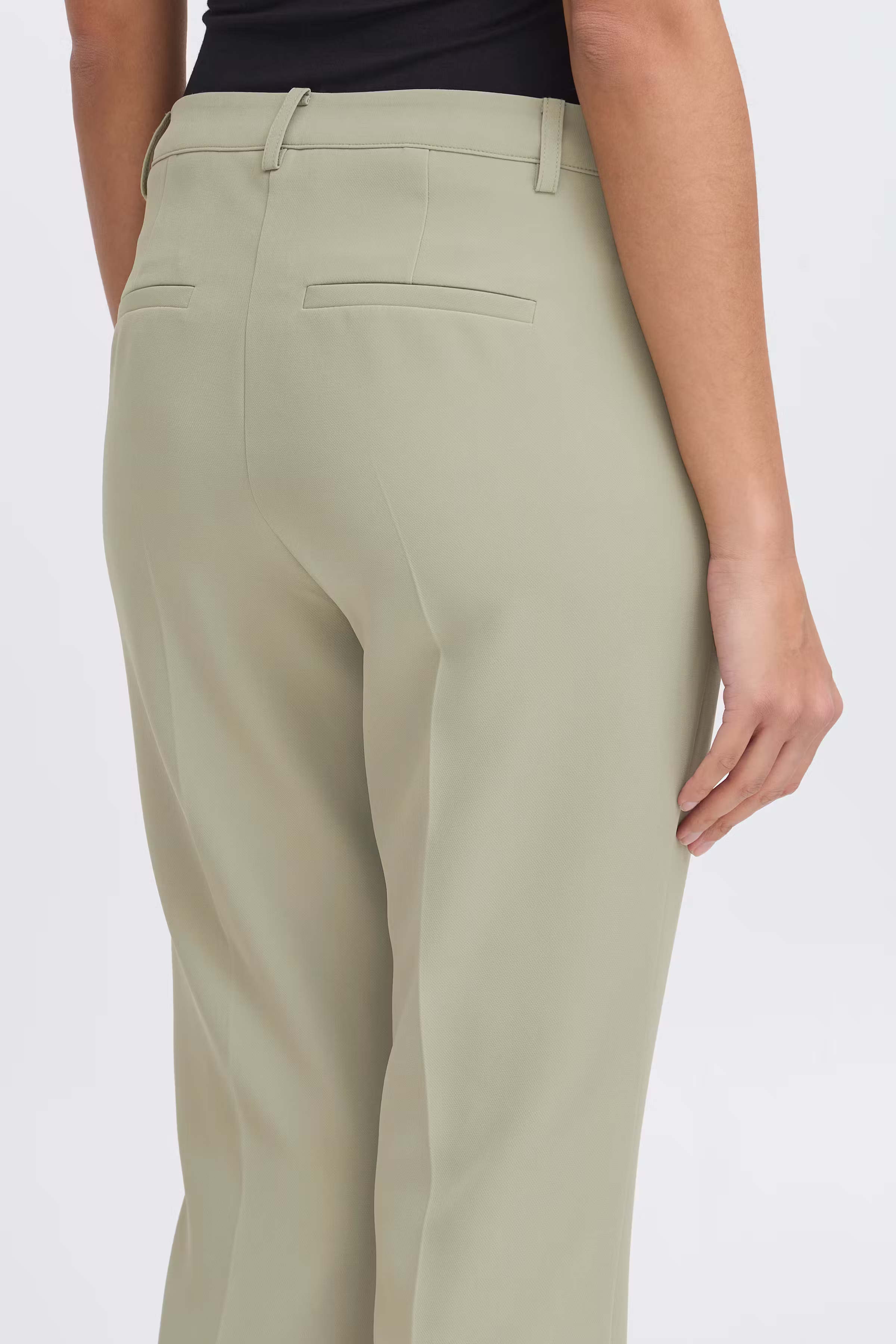 IHLEXI Trousers LOOKBOOK DETAIL 20111211-160213