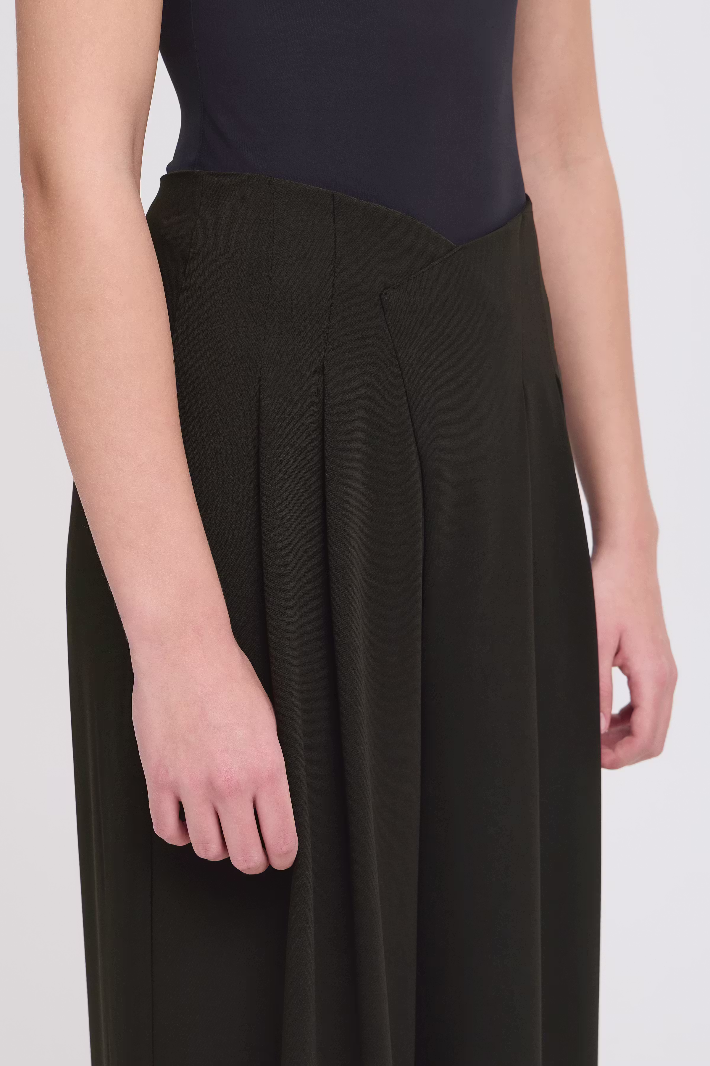 IHLINTA Bukser LOOKBOOK DETAIL 20124727-194008