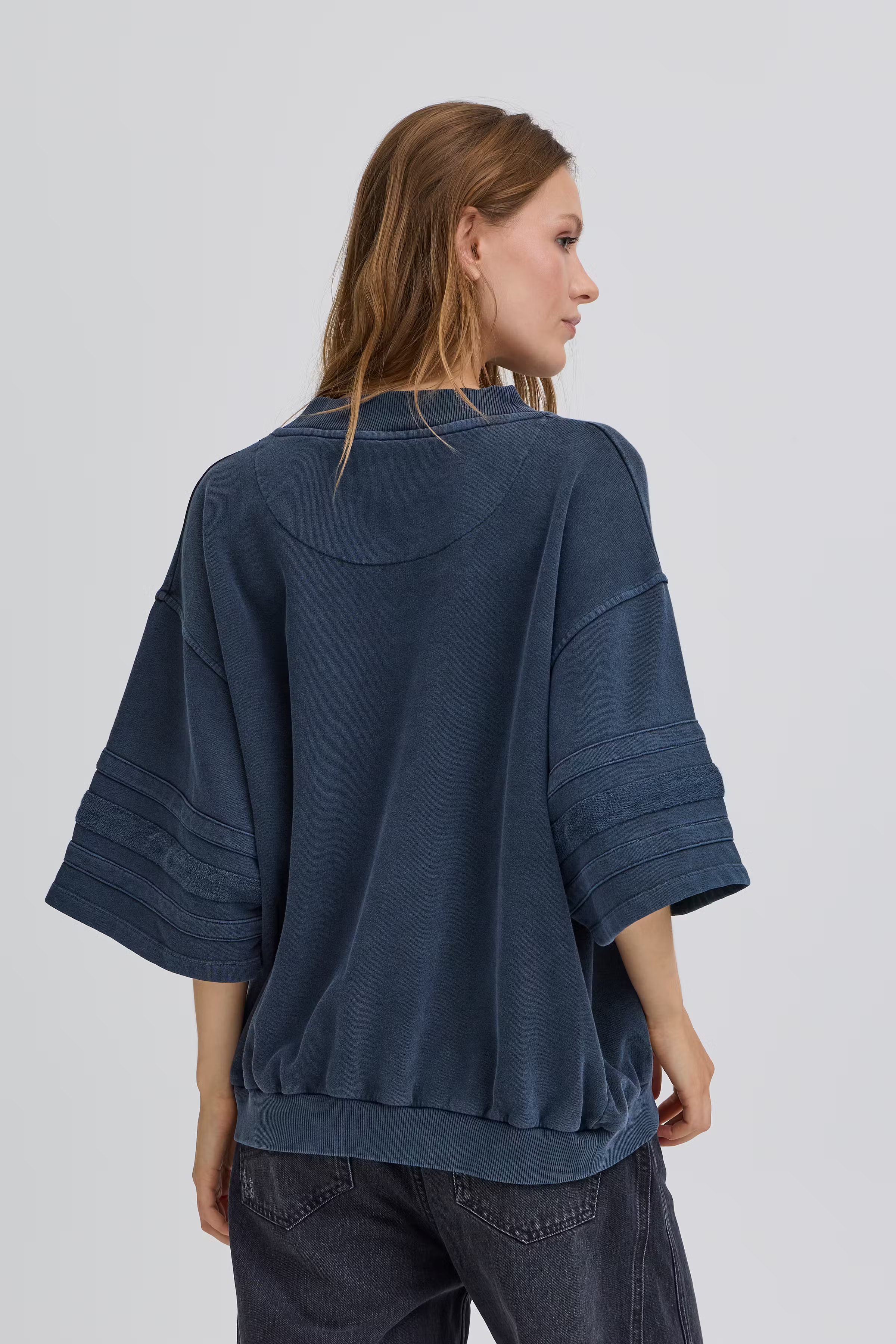 BAARIAN Sweatshirt LOOKBOOK BACK 50408100-193922