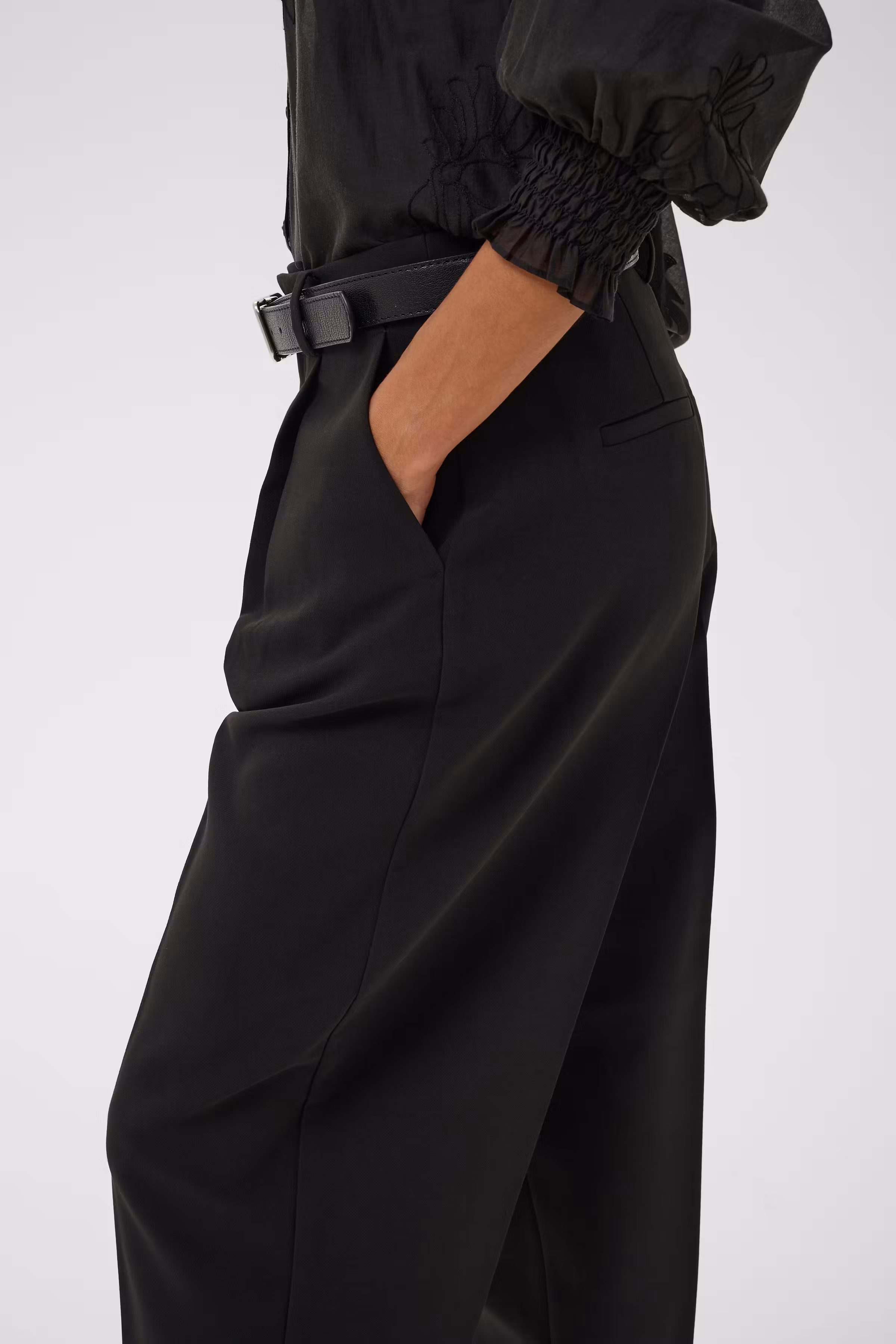 DomenicPW Hose LOOKBOOK DETAIL 30310719-194008