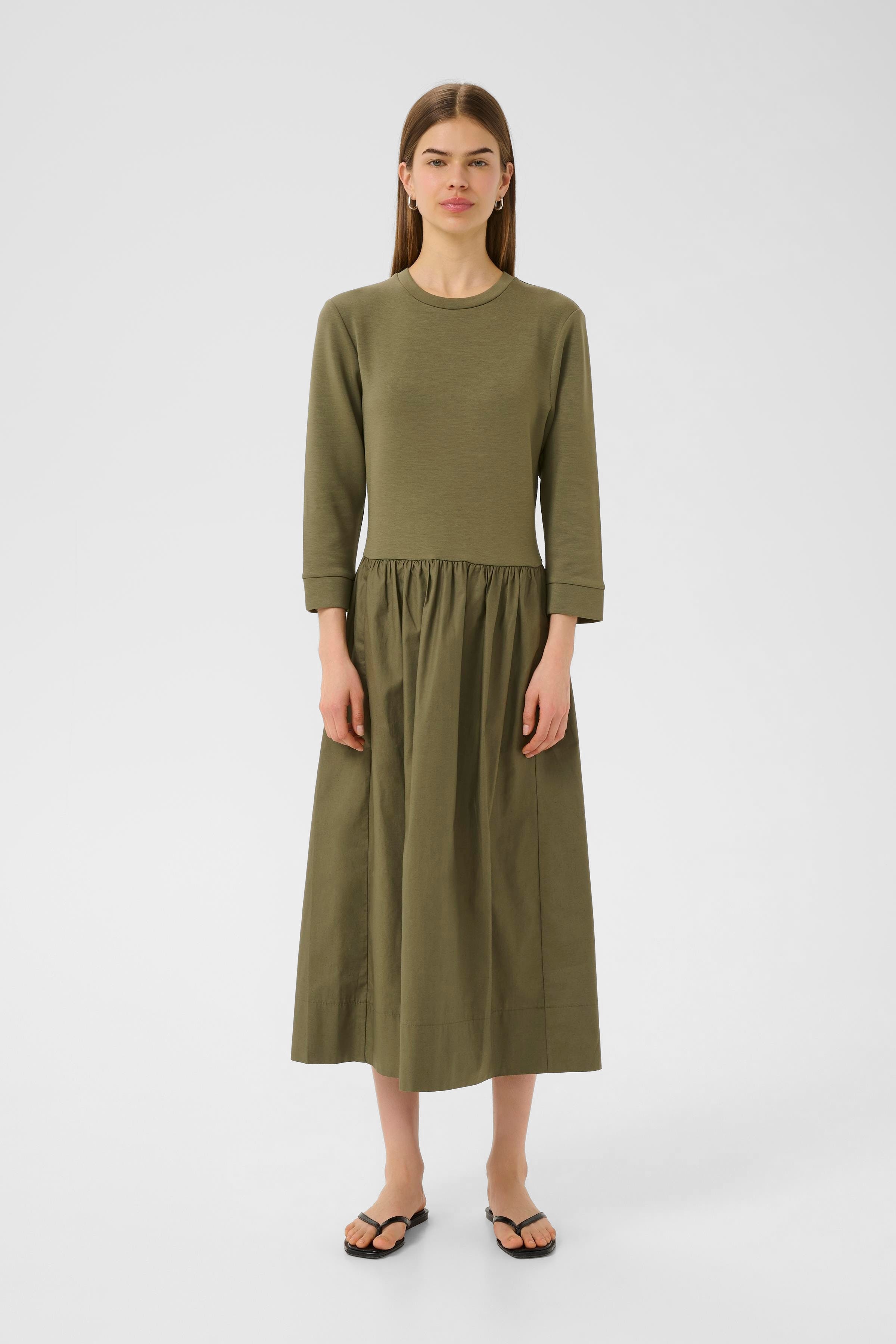 MiraIW Jurk LOOKBOOK FRONT 30110507-180515