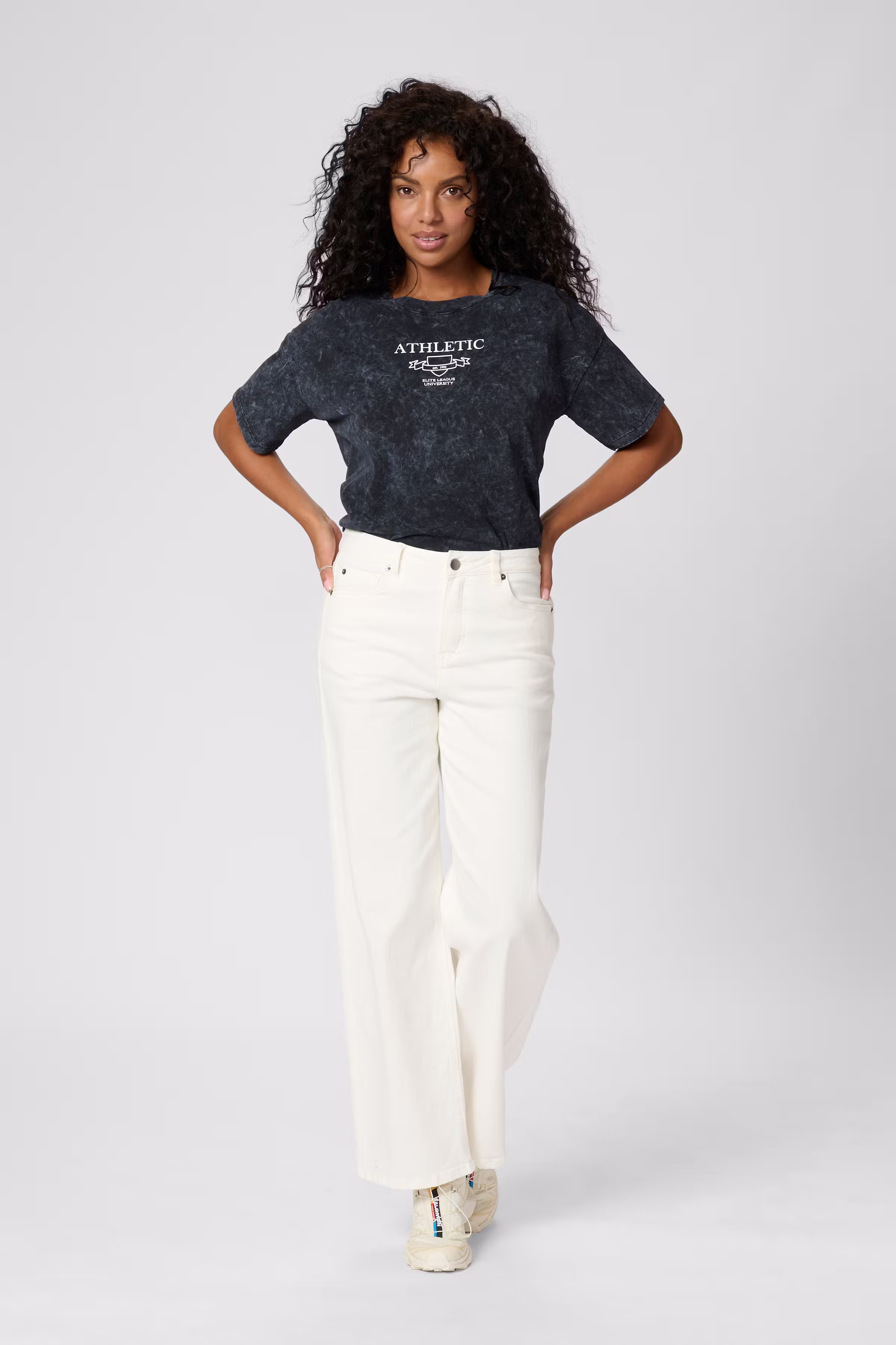 KAsinem Jeans LOOKBOOK FRONT 10510332-110602