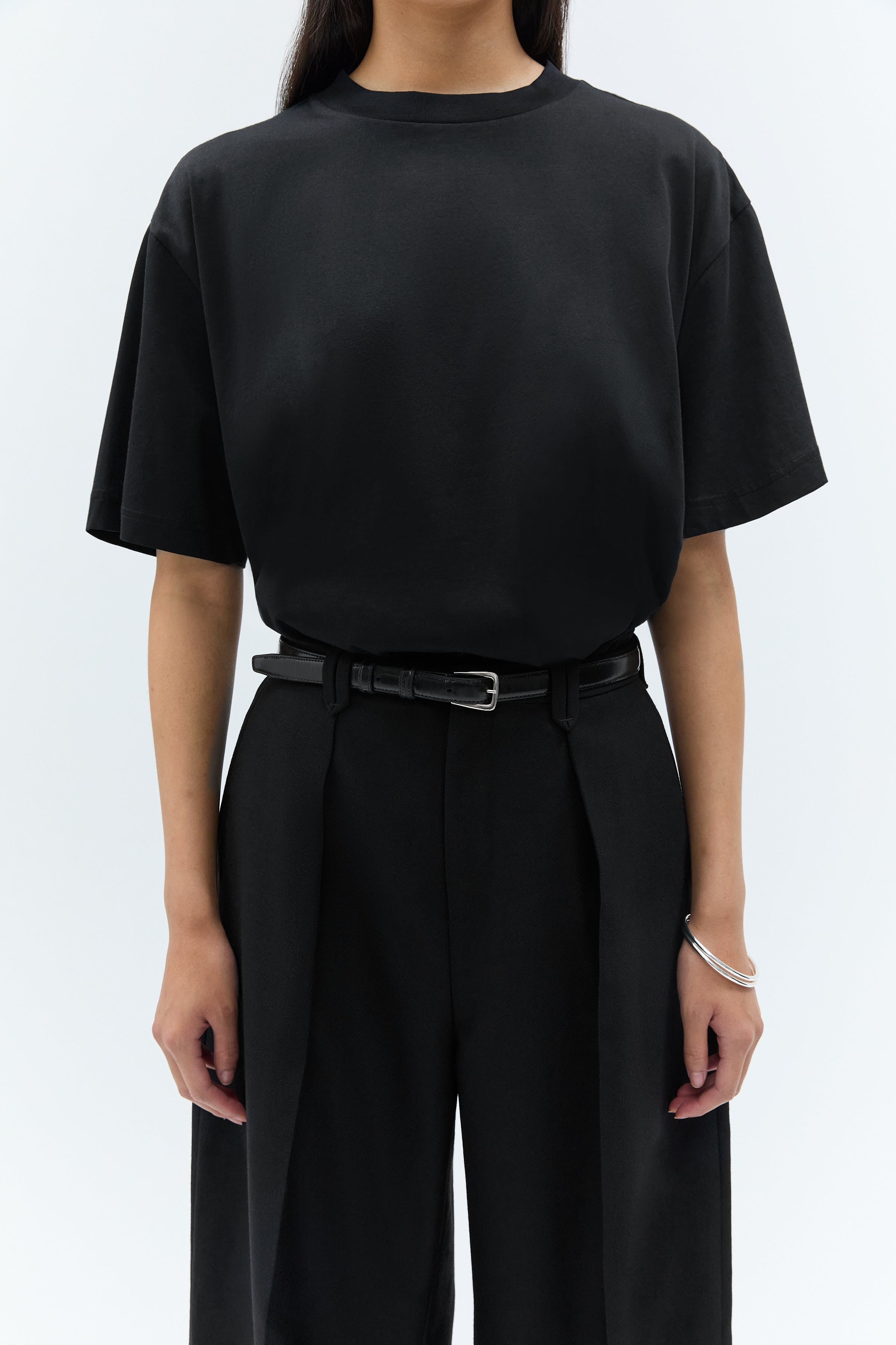 IOKYLA T-shirt LOOKBOOK FRONT 30600547-BK999
