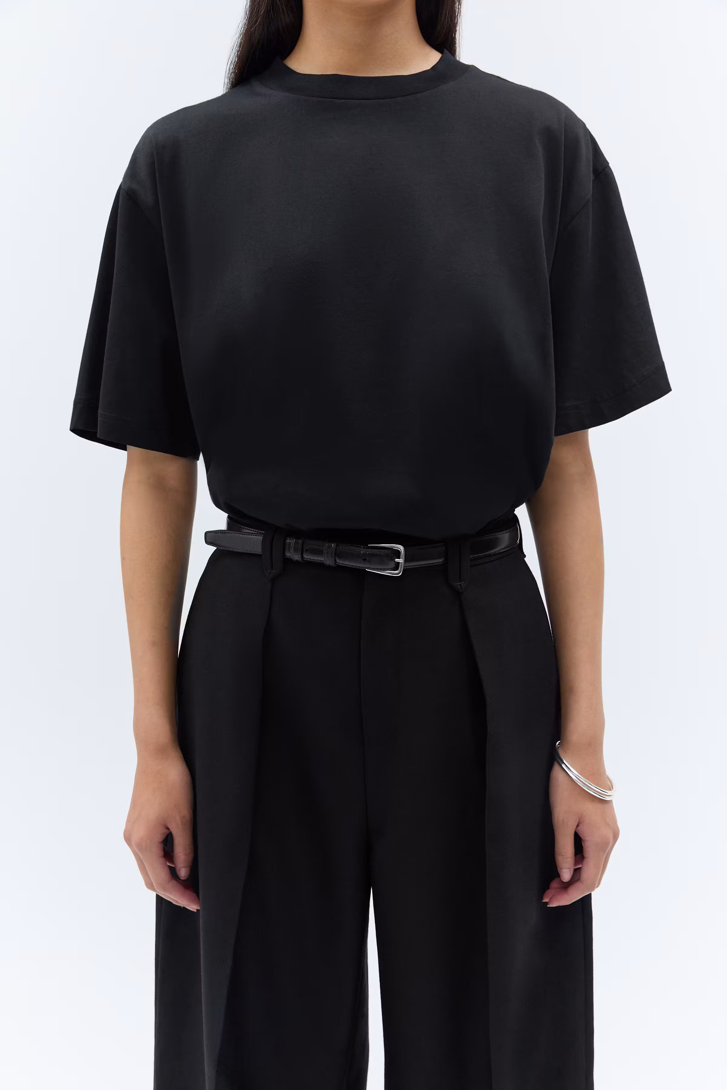 IOKYLA T-shirt LOOKBOOK FRONT 30600547-BK999